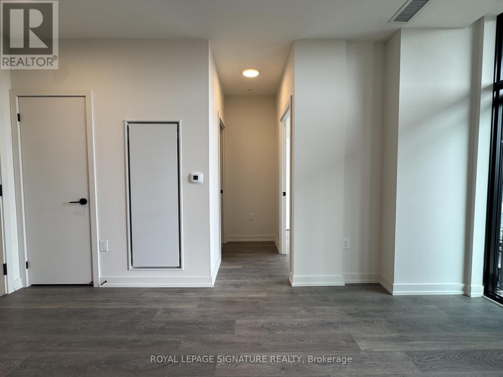 501 - 181 Sterling Road, Toronto, Ontario  M6R 0B2 - Photo 7 - C12434737