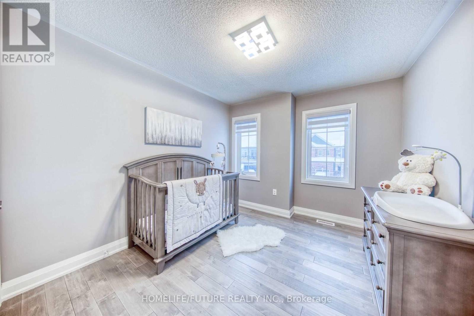 1041 Belcourt Street, Pickering, Ontario  L1X 2R2 - Photo 32 - E12434658