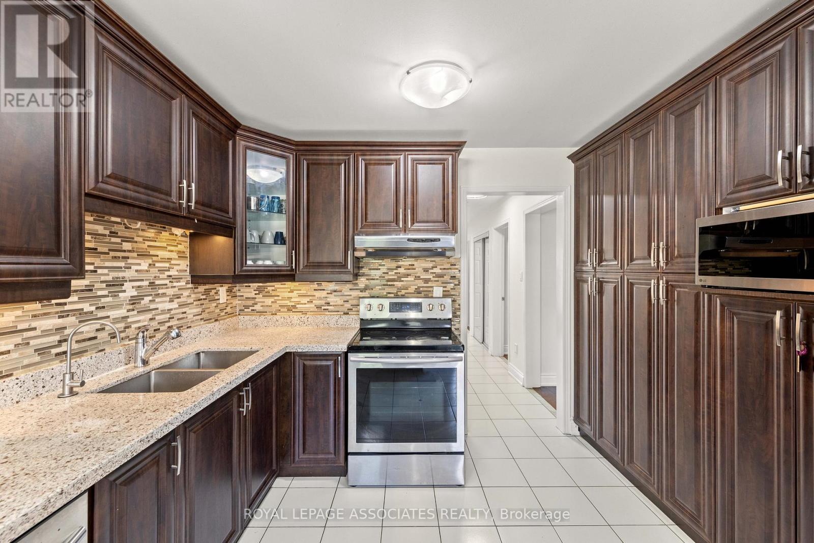 47 Whiteway Court, Toronto, Ontario  M1B 5L9 - Photo 13 - E12434706