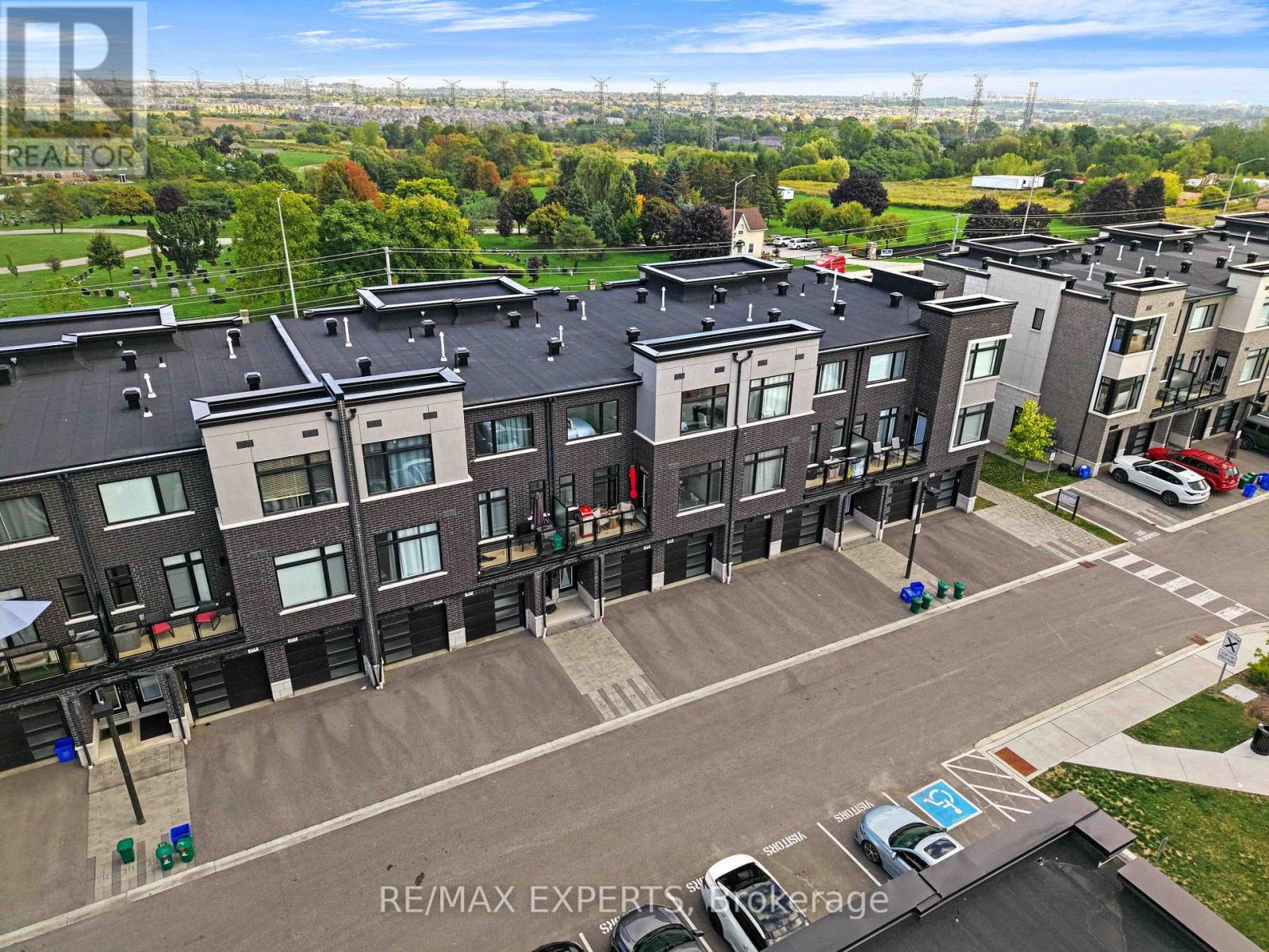 309 - 2550 Castlegate Crossing W, Pickering, Ontario  L1X 0G4 - Photo 2 - E12434739