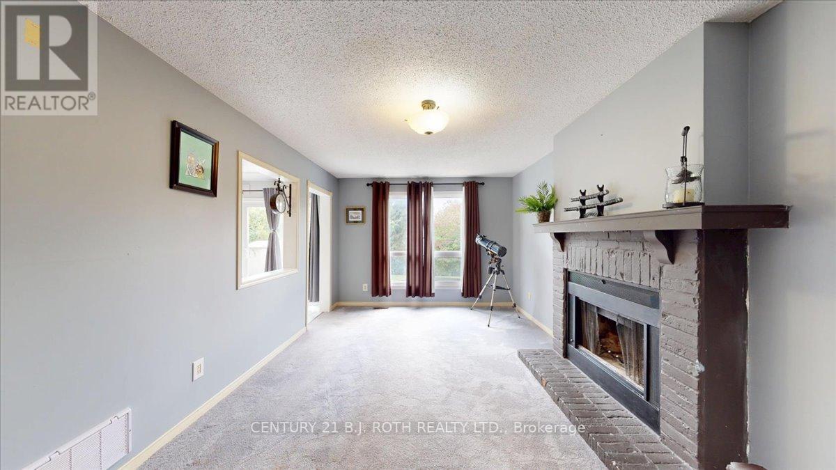 995 Linden Street, Innisfil, Ontario  L9S 1W4 - Photo 14 - N12434688