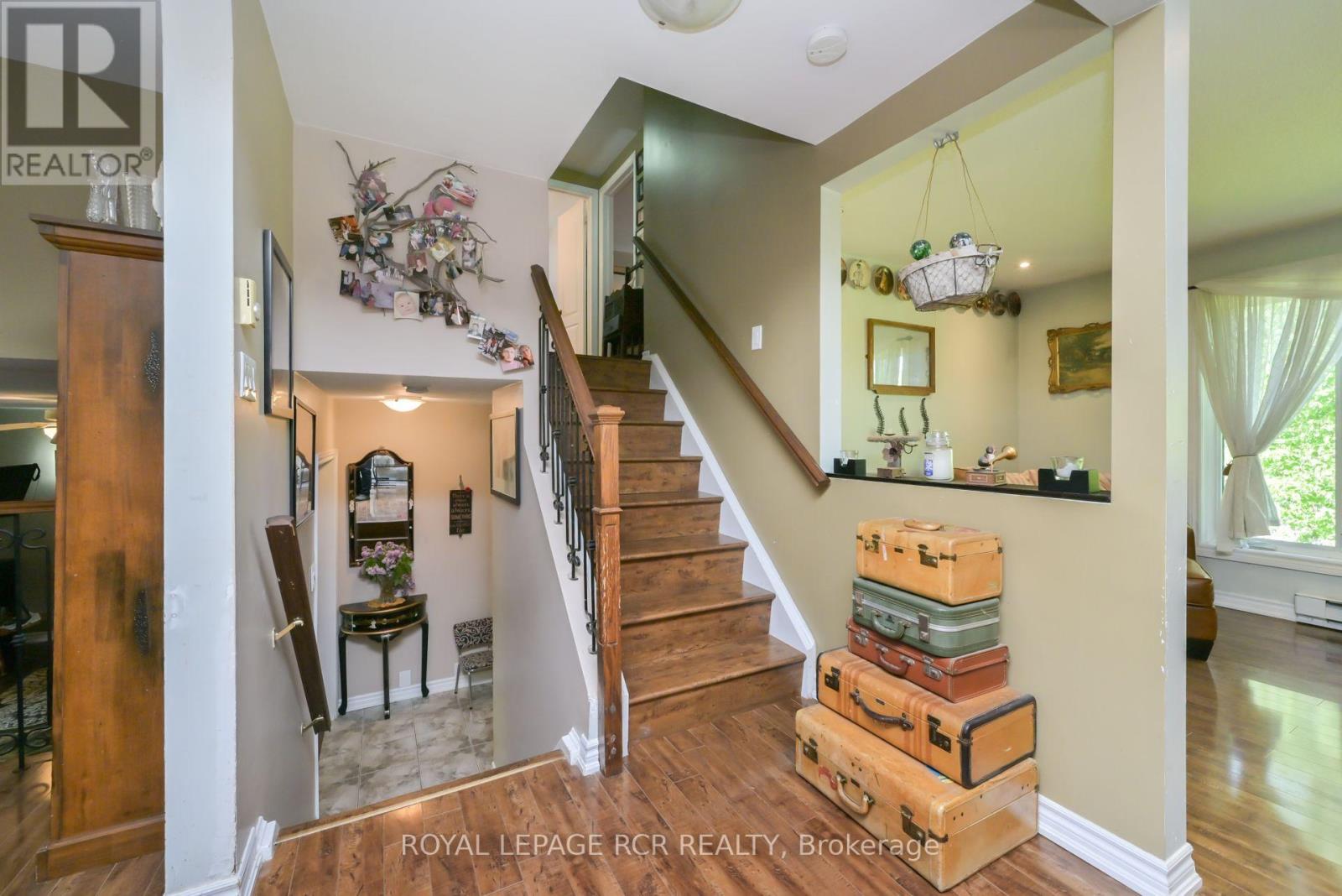 17 Jamieson Drive, Adjala-Tosorontio, Ontario  L0N 1R0 - Photo 10 - N12434730