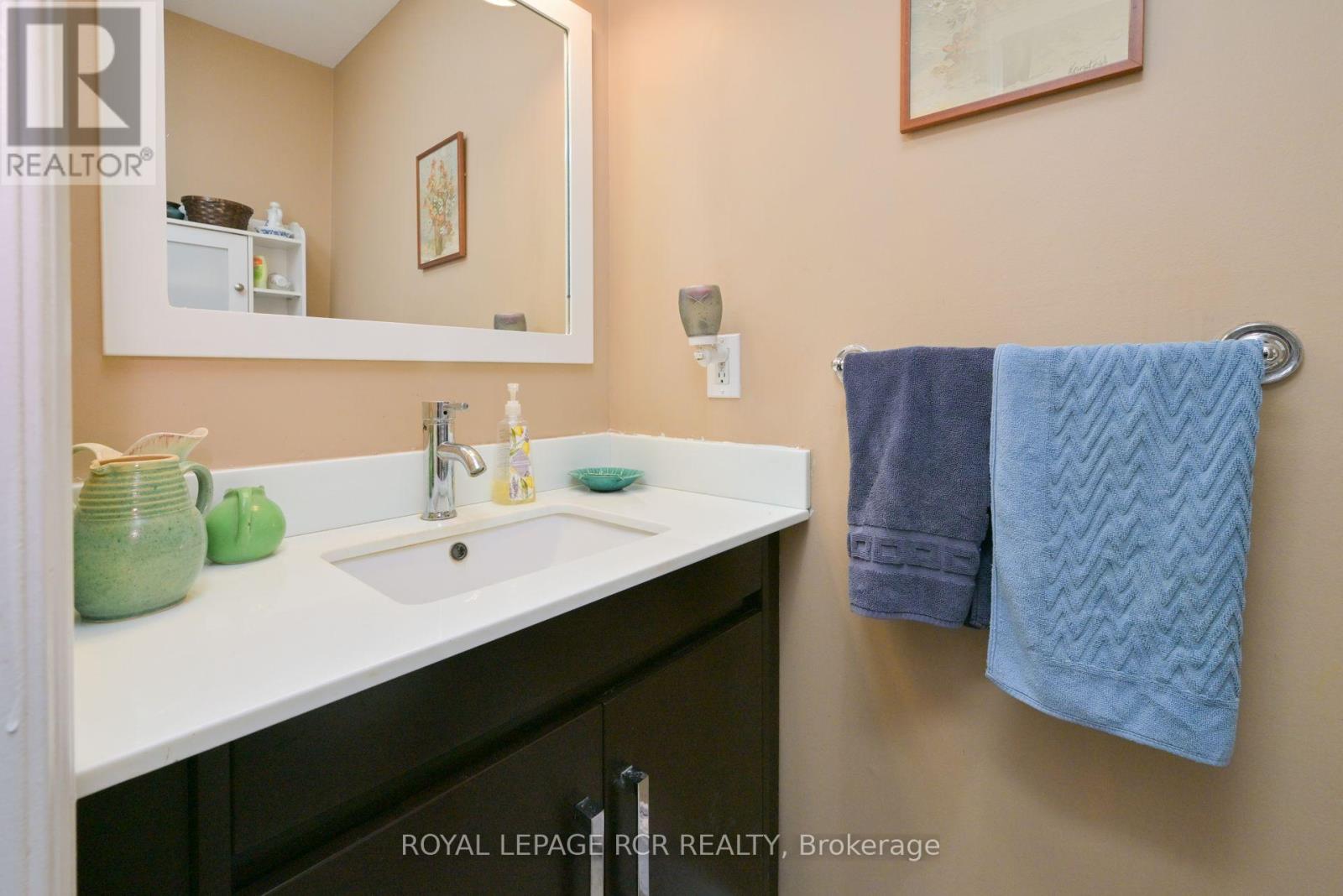 17 Jamieson Drive, Adjala-Tosorontio, Ontario  L0N 1R0 - Photo 14 - N12434730