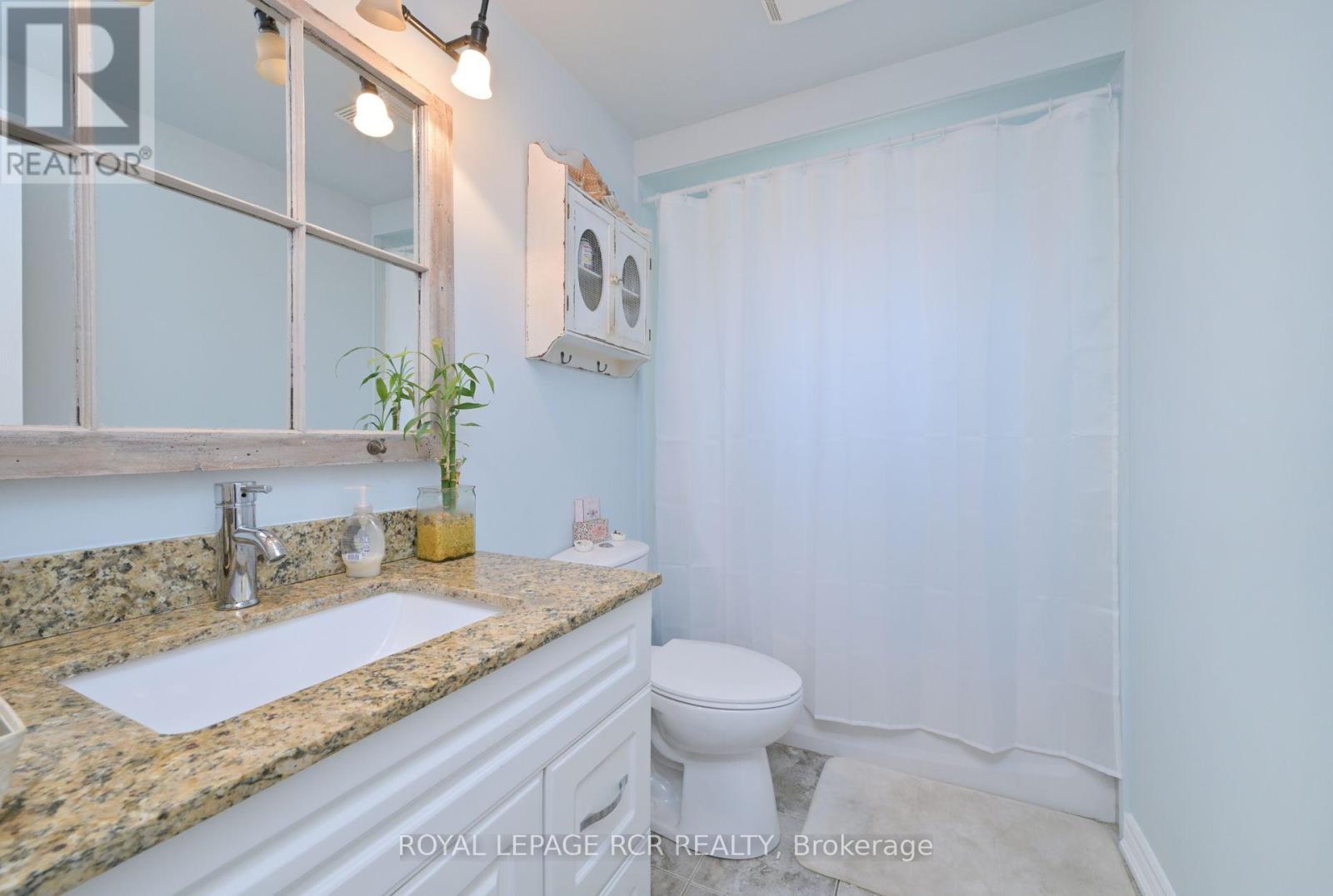 17 Jamieson Drive, Adjala-Tosorontio, Ontario  L0N 1R0 - Photo 16 - N12434730