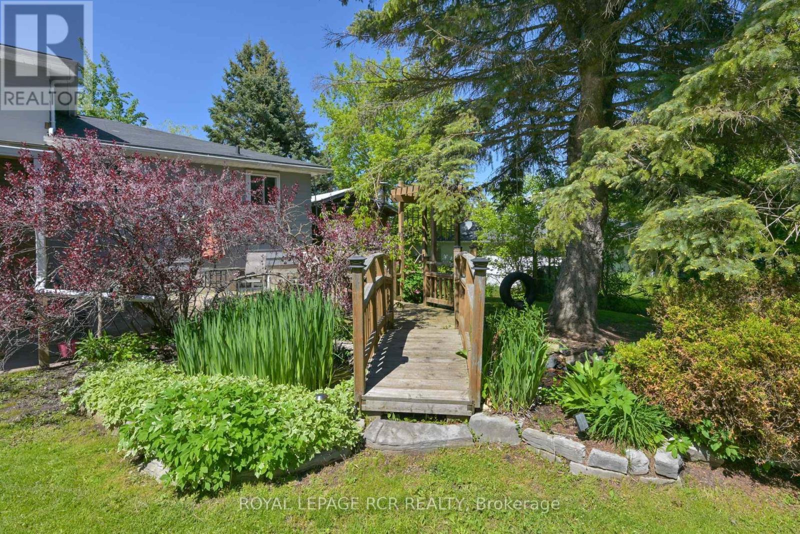 17 Jamieson Drive, Adjala-Tosorontio, Ontario  L0N 1R0 - Photo 22 - N12434730