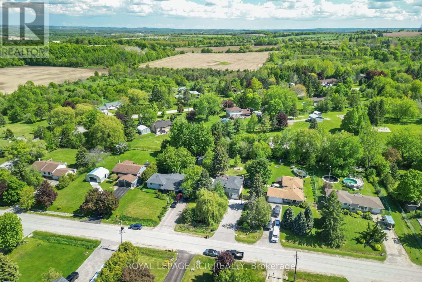 17 Jamieson Drive, Adjala-Tosorontio, Ontario  L0N 1R0 - Photo 29 - N12434730