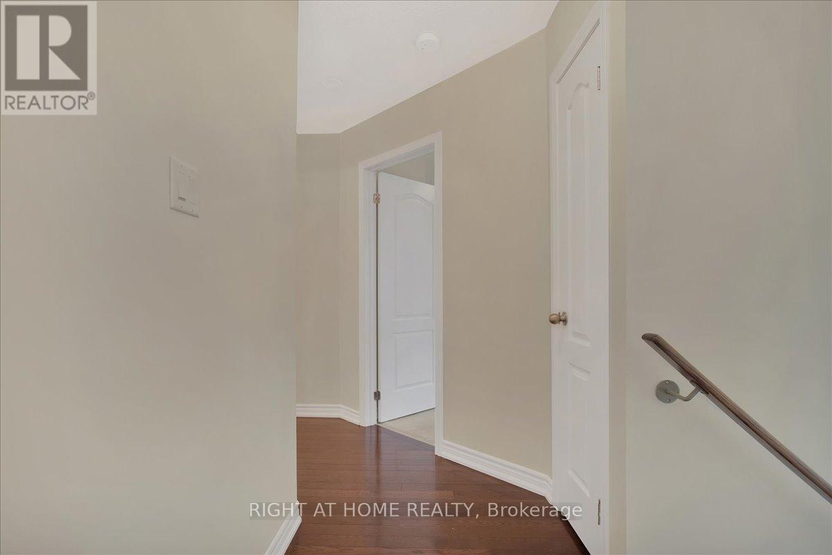 72 Christy Drive, Wasaga Beach, Ontario  L9Z 0E5 - Photo 24 - S12434700