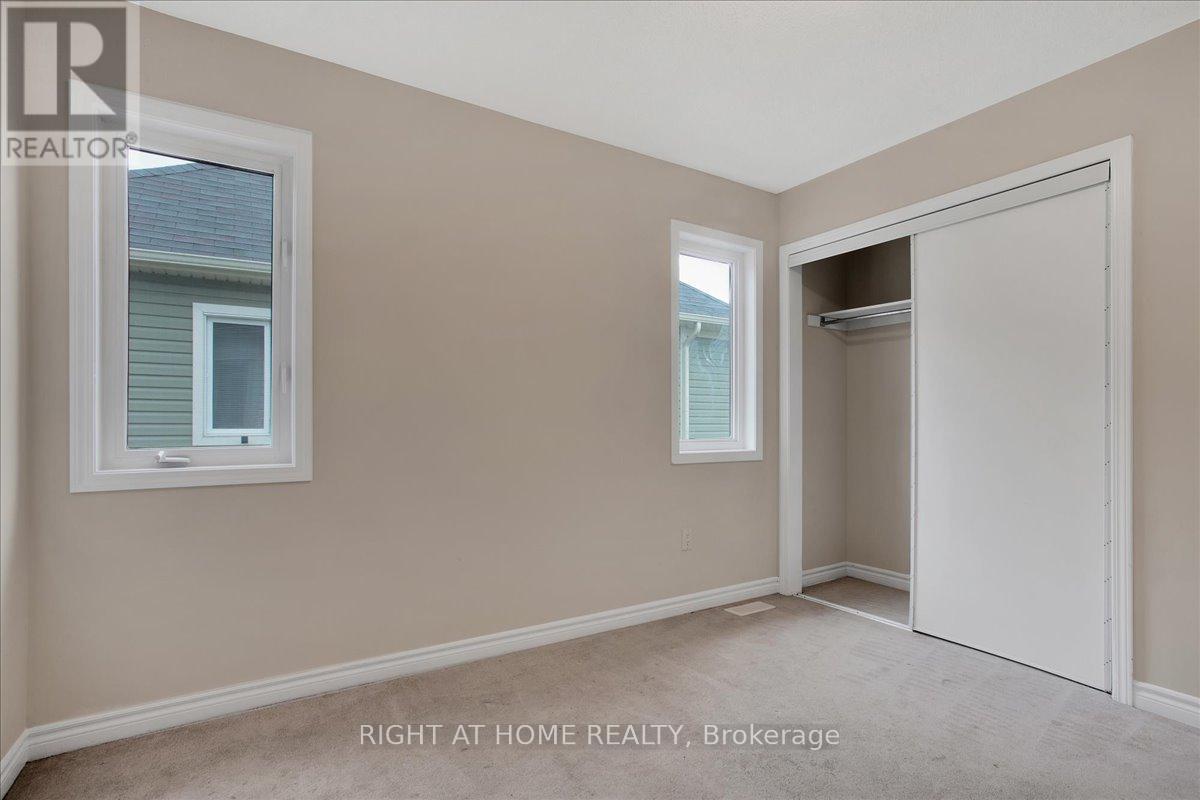 72 Christy Drive, Wasaga Beach, Ontario  L9Z 0E5 - Photo 31 - S12434700