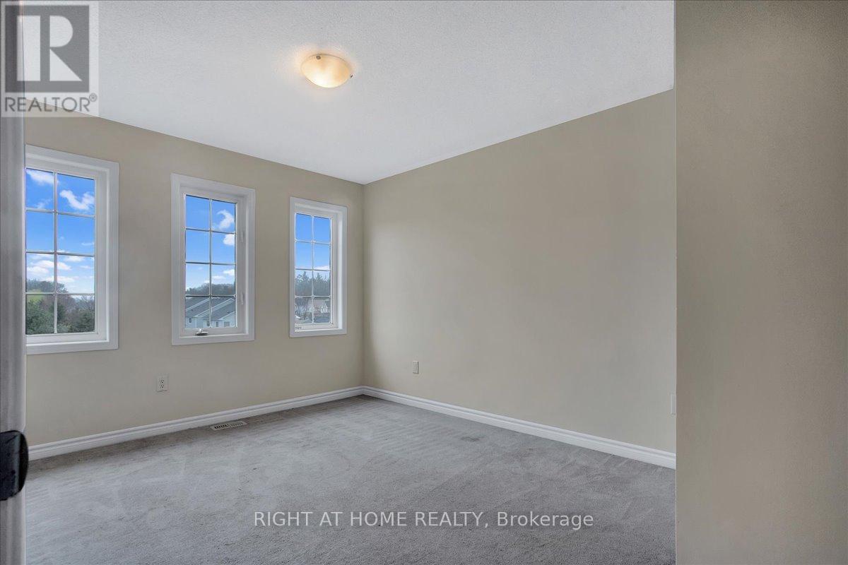 72 Christy Drive, Wasaga Beach, Ontario  L9Z 0E5 - Photo 32 - S12434700