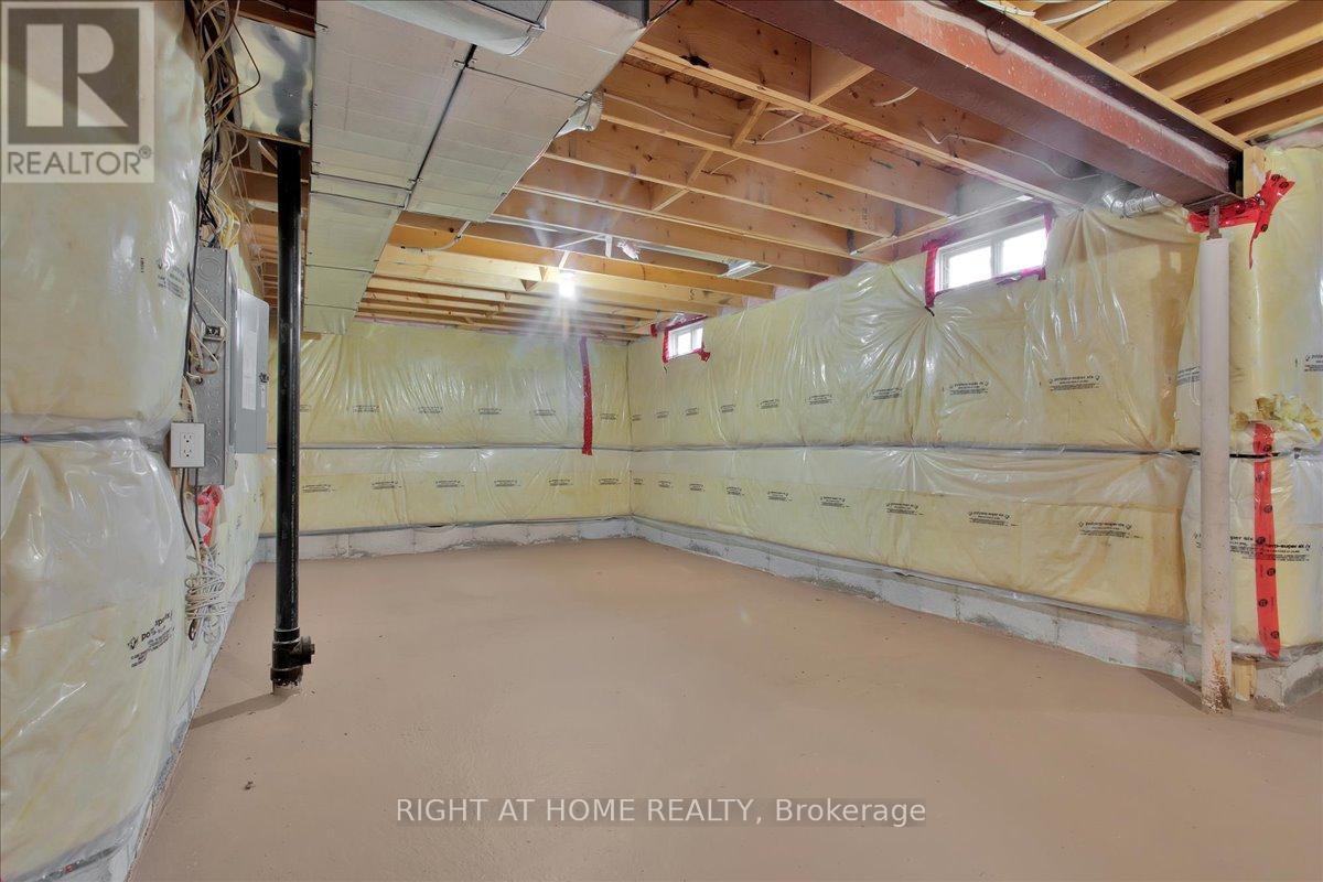 72 Christy Drive, Wasaga Beach, Ontario  L9Z 0E5 - Photo 36 - S12434700