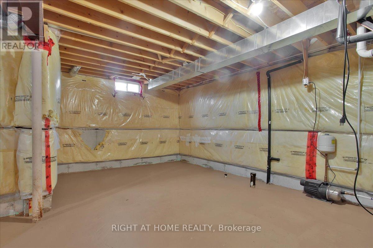 72 Christy Drive, Wasaga Beach, Ontario  L9Z 0E5 - Photo 37 - S12434700