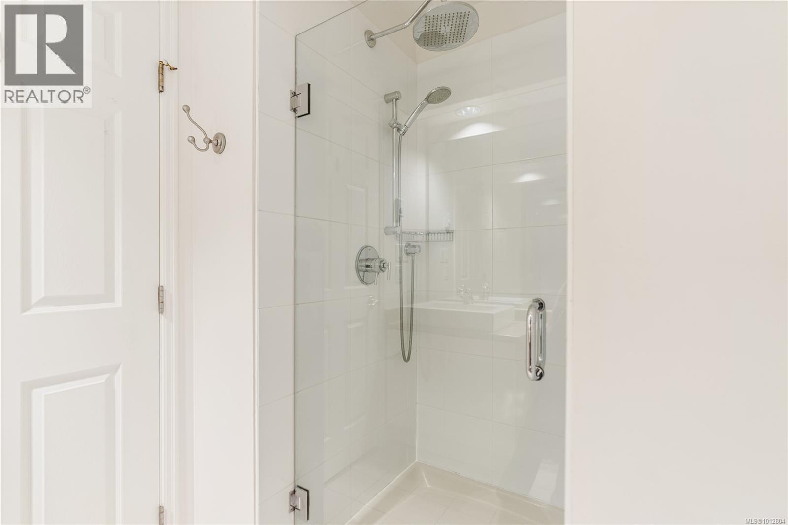 104 11 Cooperage Pl, Victoria, British Columbia  V9A 7J9 - Photo 21 - 1012804