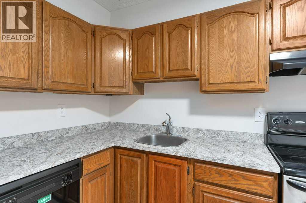 139, 3809 45 Street Sw, Calgary, Alberta  T3E 3H4 - Photo 6 - A2240227