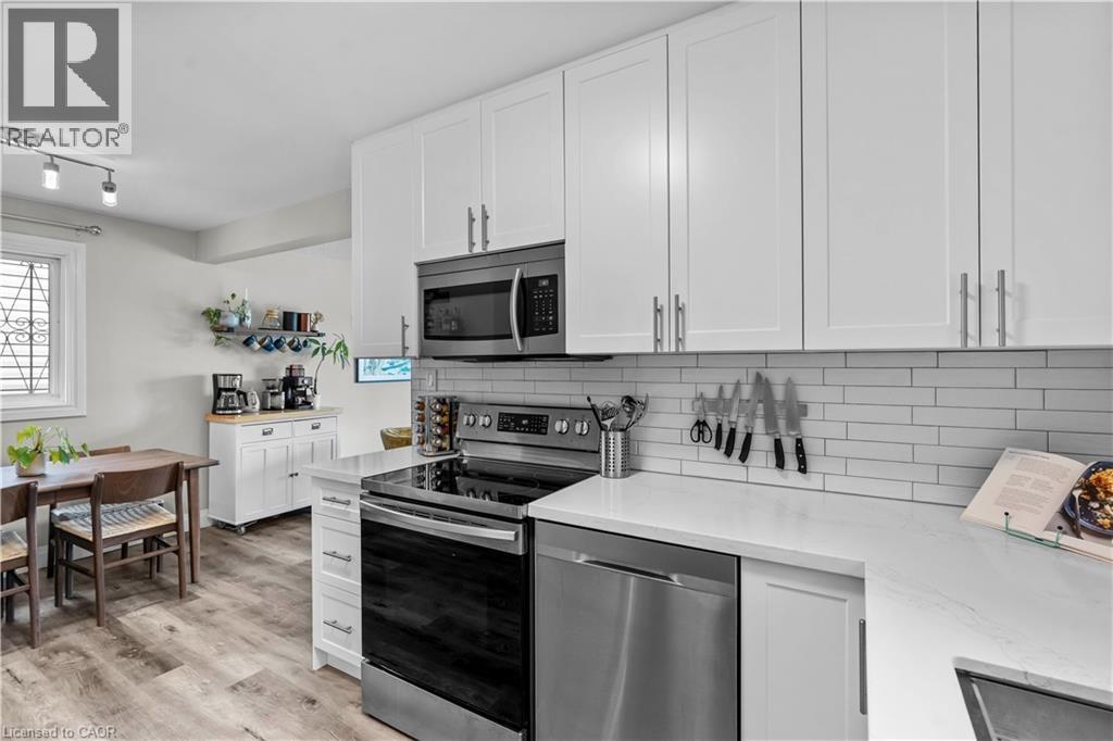 82 East 36th Street, Hamilton, Ontario  L8V 3Z1 - Photo 21 - 40774849