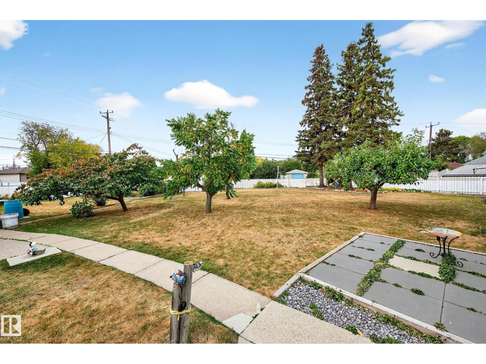 10527 133 Av Nw, Edmonton, Alberta  T5E 1E2 - Photo 34 - E4460089