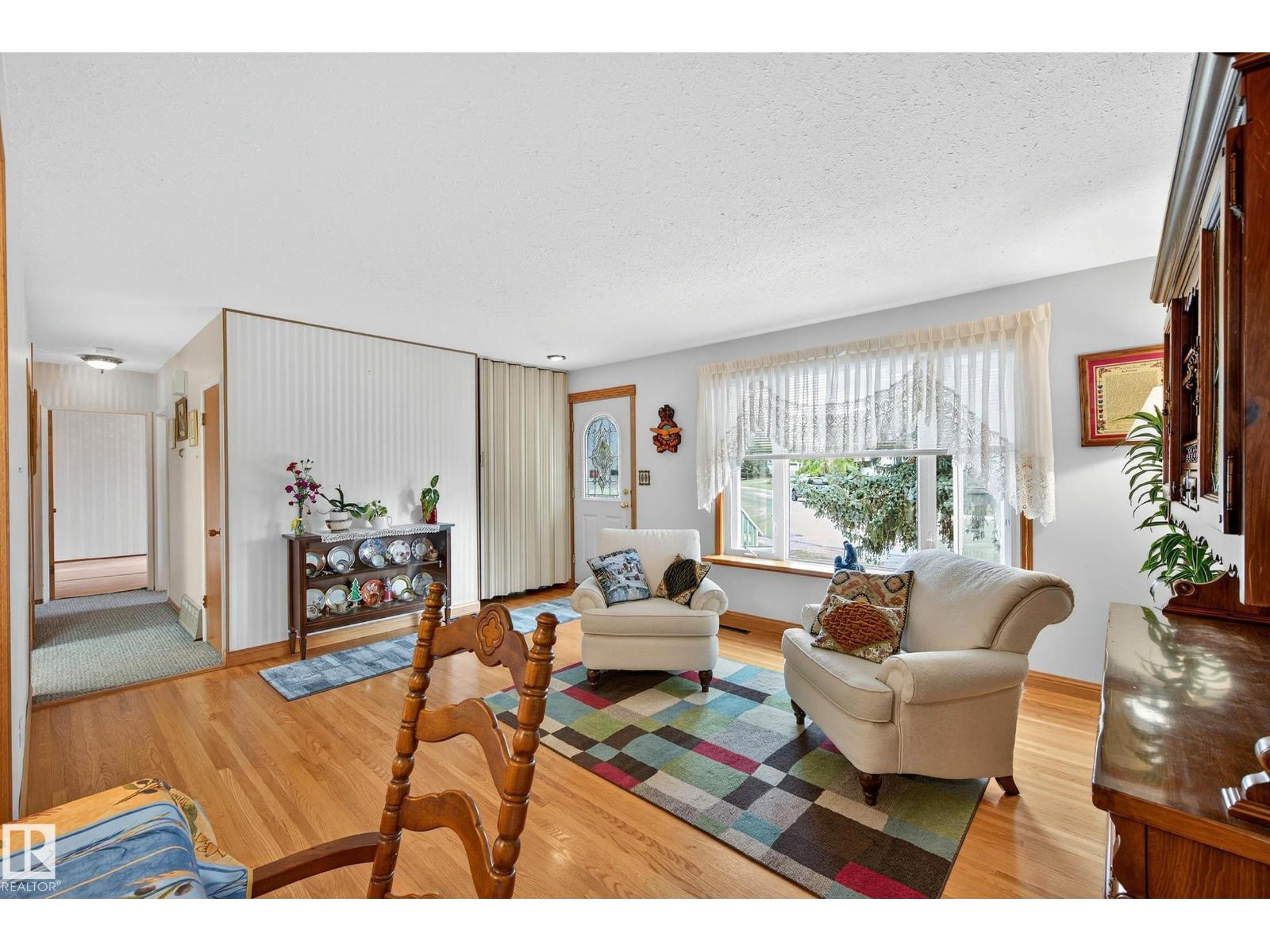 10527 133 Av Nw, Edmonton, Alberta  T5E 1E2 - Photo 5 - E4460089