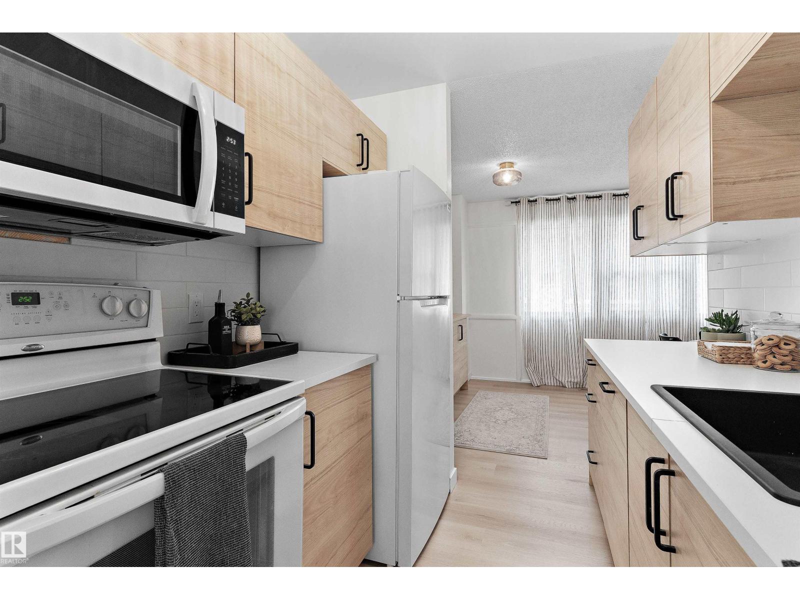 717 Village On The Green Gr Nw, Edmonton, Alberta  T5A 1H2 - Photo 12 - E4460091