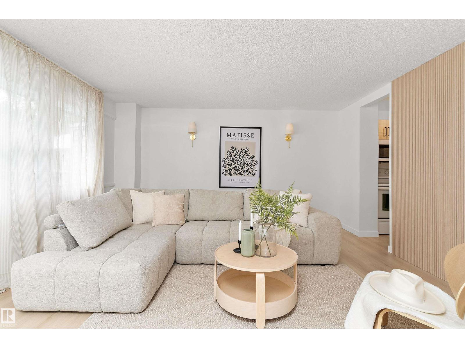 717 Village On The Green Gr Nw, Edmonton, Alberta  T5A 1H2 - Photo 6 - E4460091