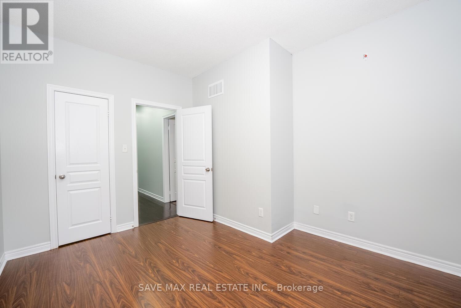 17 Primo Road, Brampton, Ontario  L7A 0Z9 - Photo 28 - W12434626