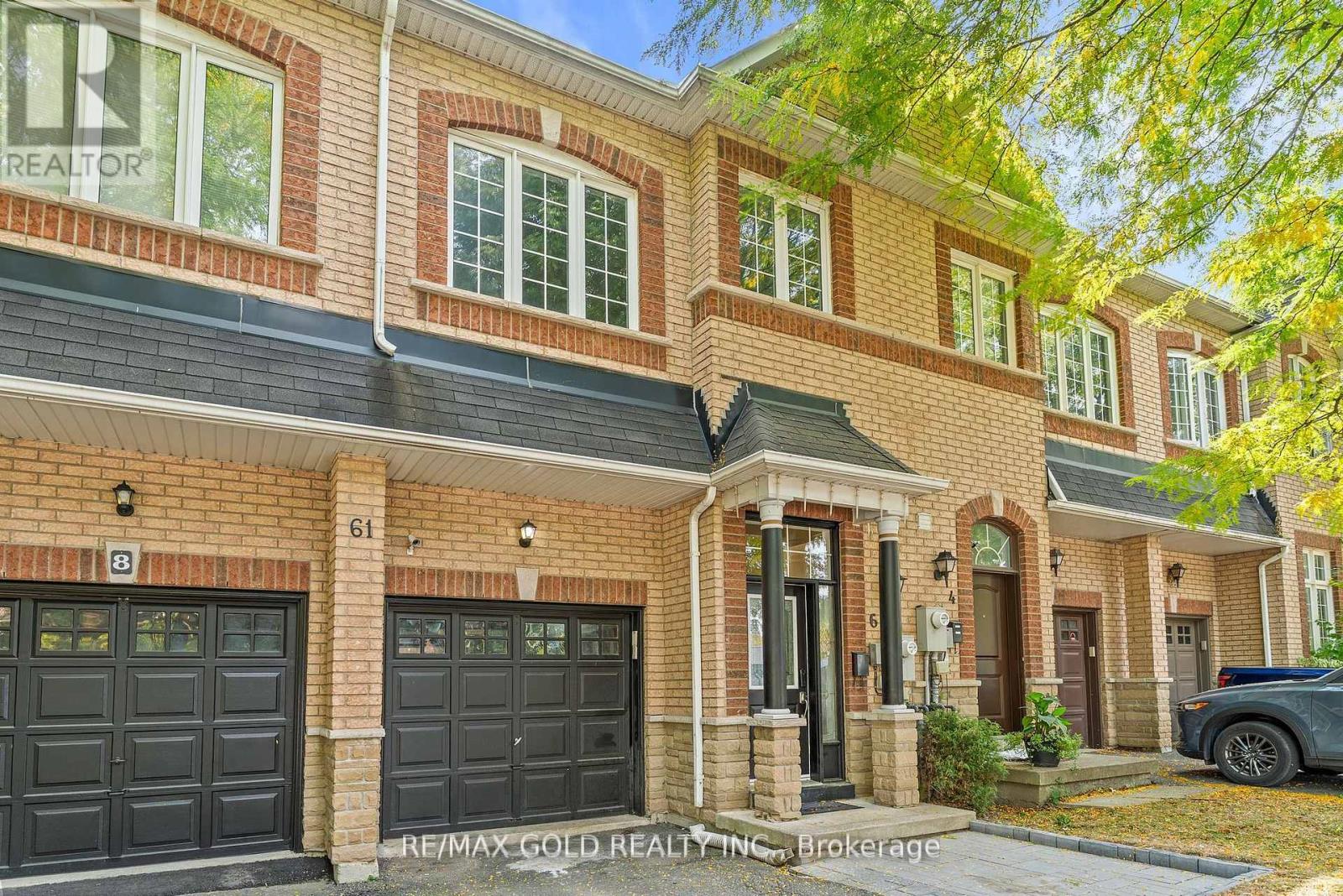 6 - 61 Nelson Street W, Brampton, Ontario  L6X 1C4 - Photo 4 - W12434654