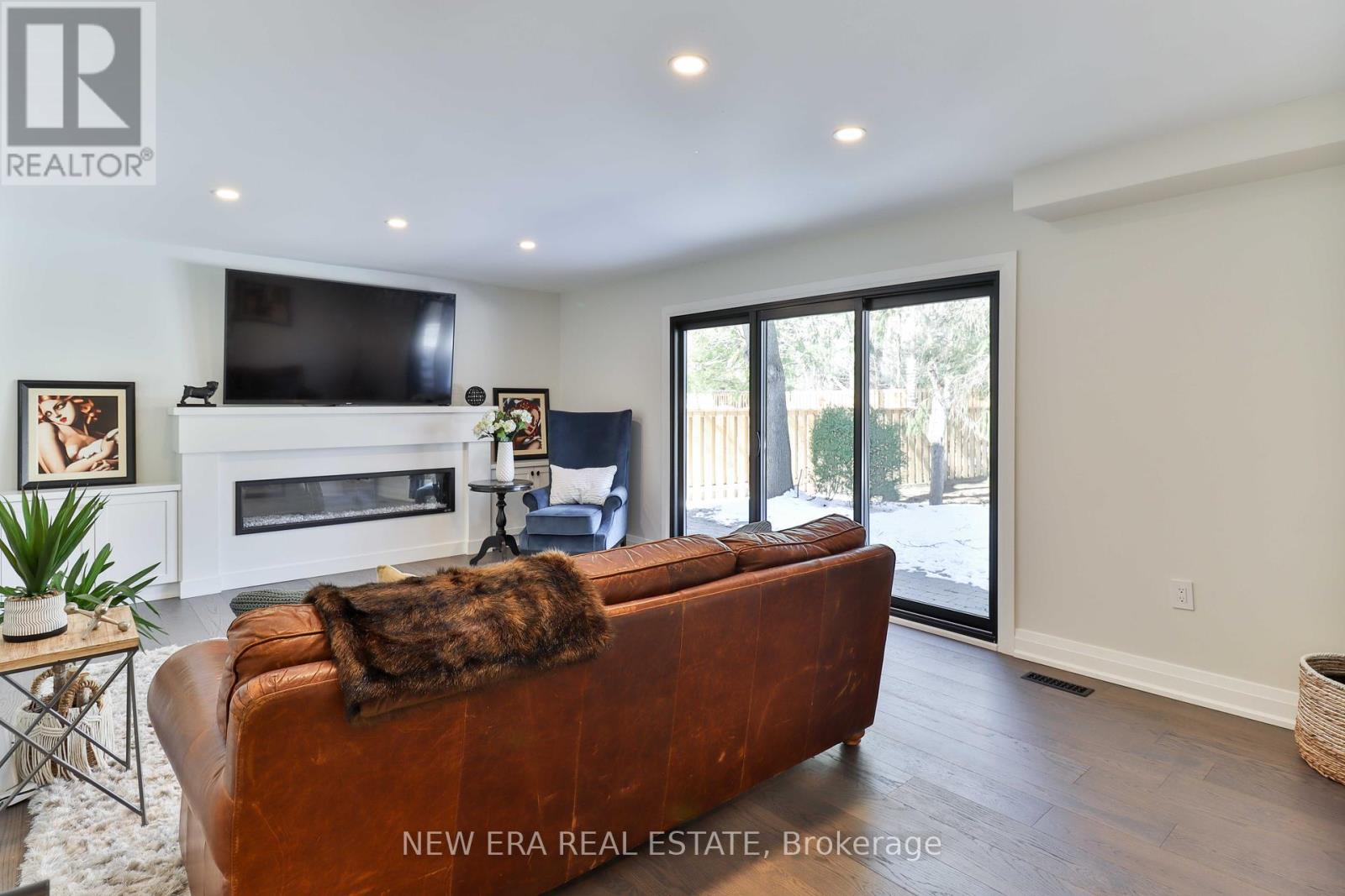 1481 Chasehurst Drive, Mississauga, Ontario  L5J 3A8 - Photo 23 - W12434672