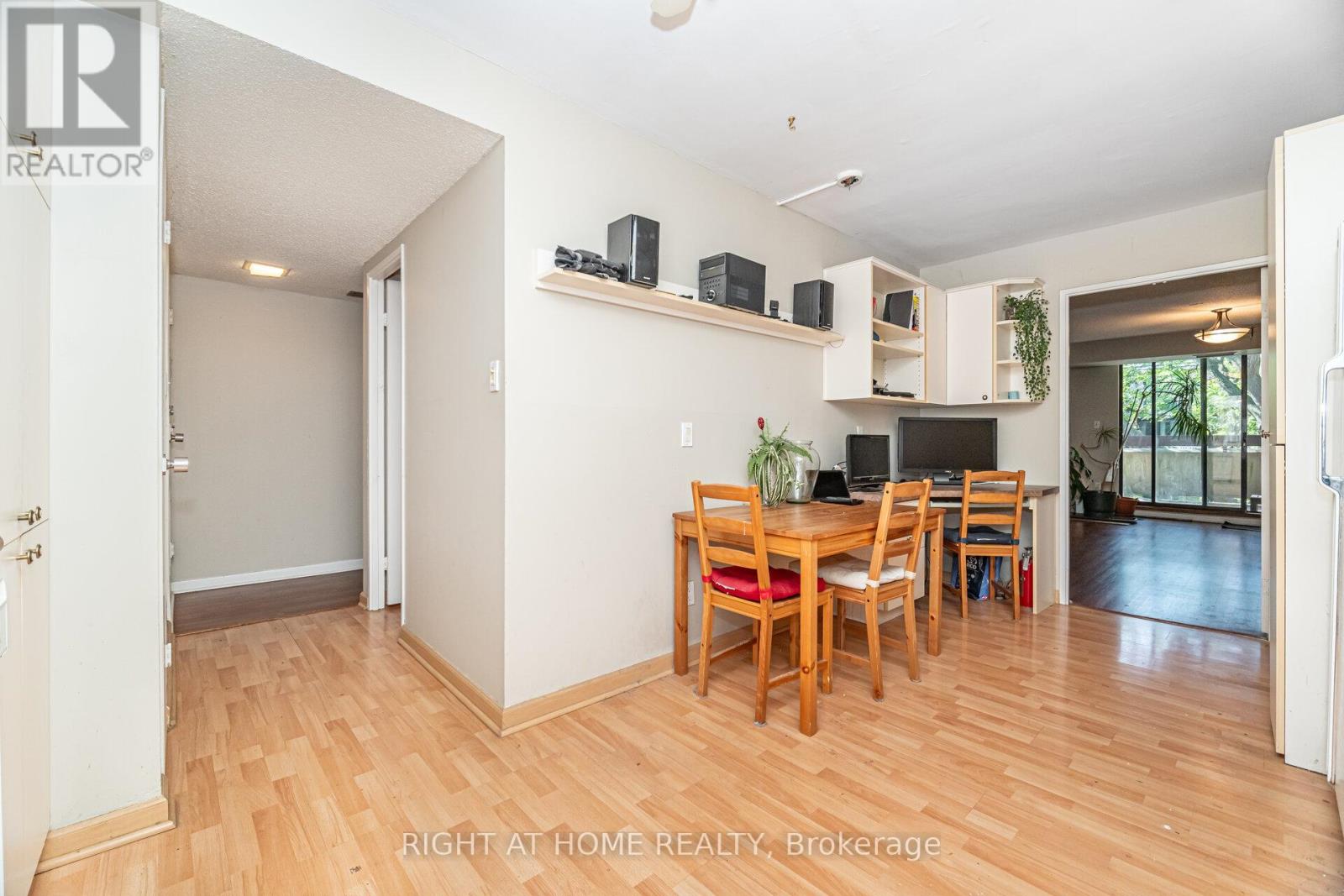 13 - 1250 Mississauga Valley Boulevard W, Mississauga, Ontario  L5A 3R6 - Photo 20 - W12434678