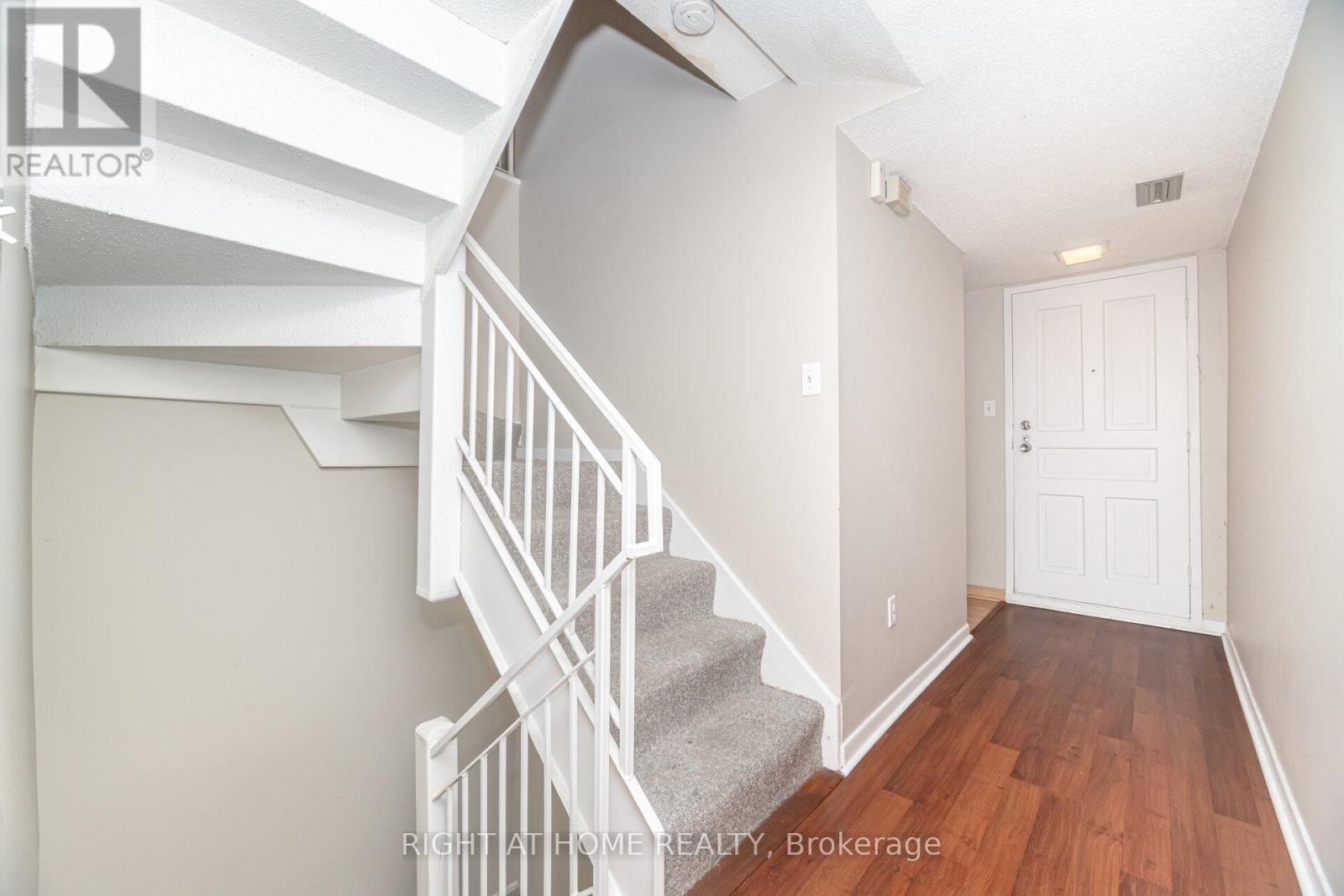 13 - 1250 Mississauga Valley Boulevard W, Mississauga, Ontario  L5A 3R6 - Photo 22 - W12434678