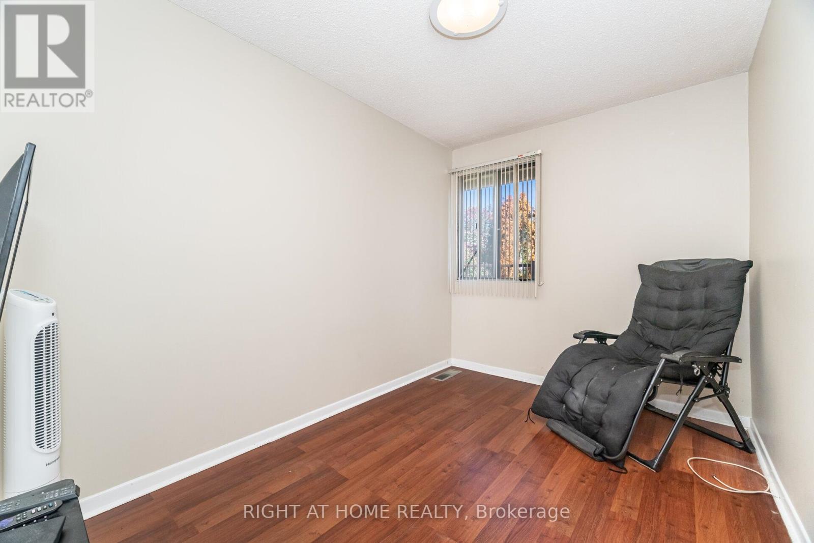 13 - 1250 Mississauga Valley Boulevard W, Mississauga, Ontario  L5A 3R6 - Photo 24 - W12434678