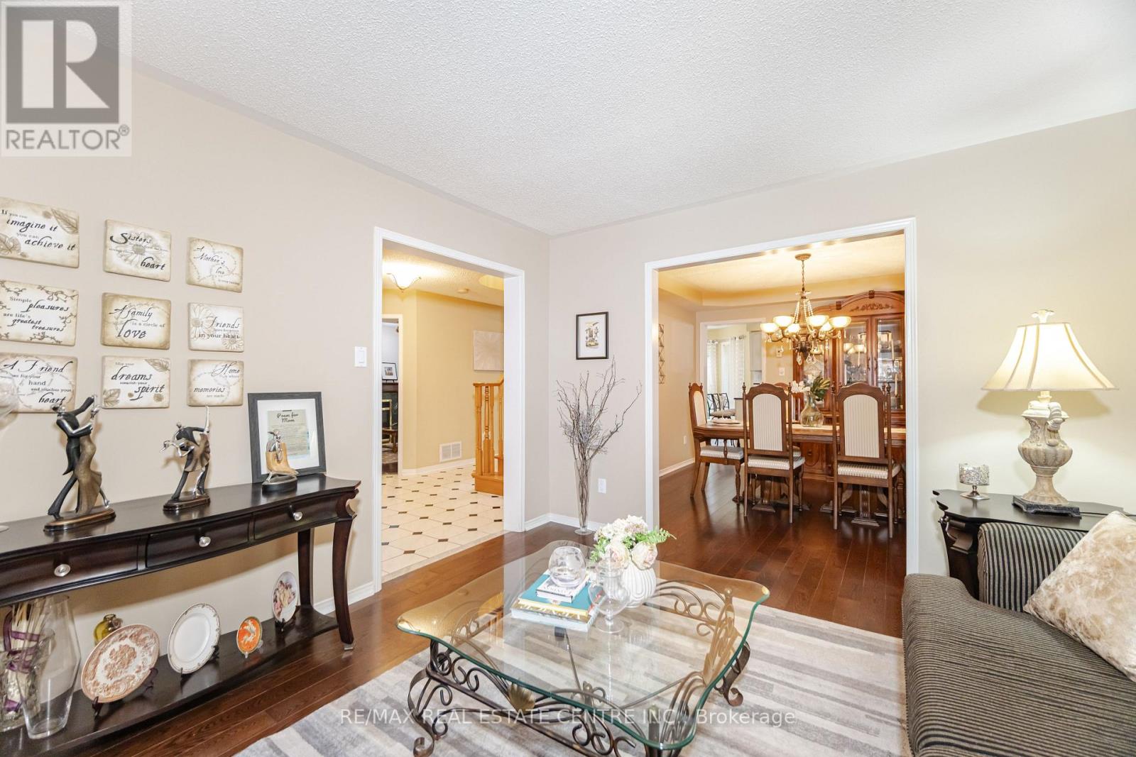 126 Eagleridge Drive, Brampton, Ontario  L6R 1E3 - Photo 10 - W12434683