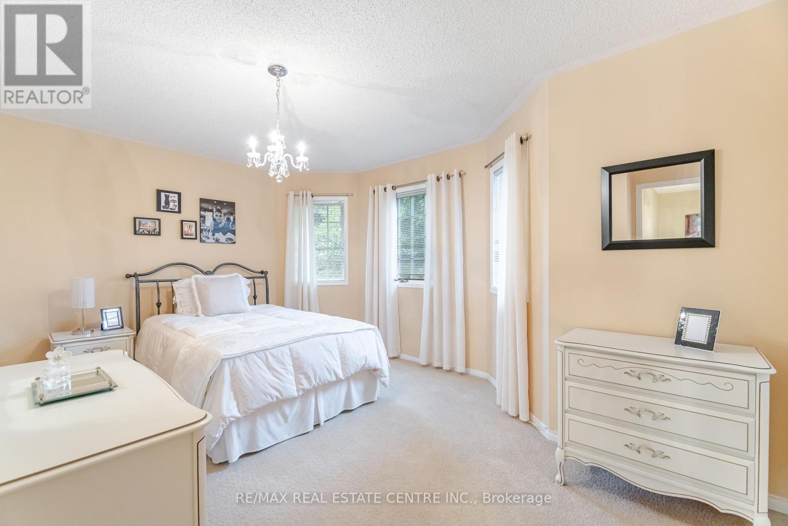 126 Eagleridge Drive, Brampton, Ontario  L6R 1E3 - Photo 38 - W12434683
