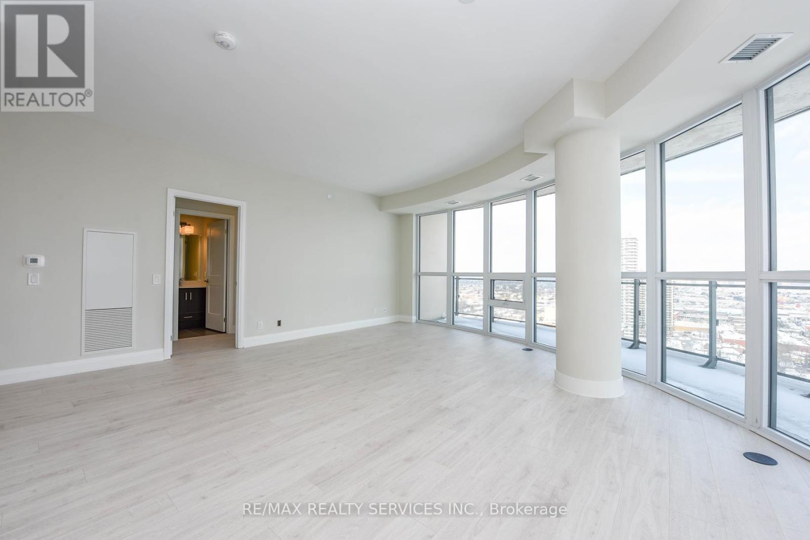 2103 - 15 Lynch Street, Brampton (Queen Street Corridor), Ontario  L6W 2Z8 - Photo 13 - W12434732