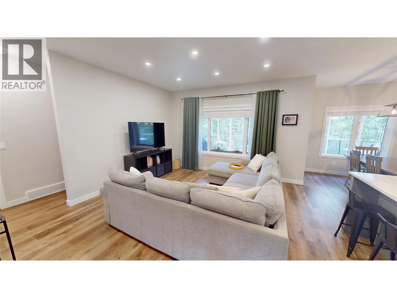 144 River Drive, Cranbrook, British Columbia  V1C 0C6 - Photo 4 - 10364506