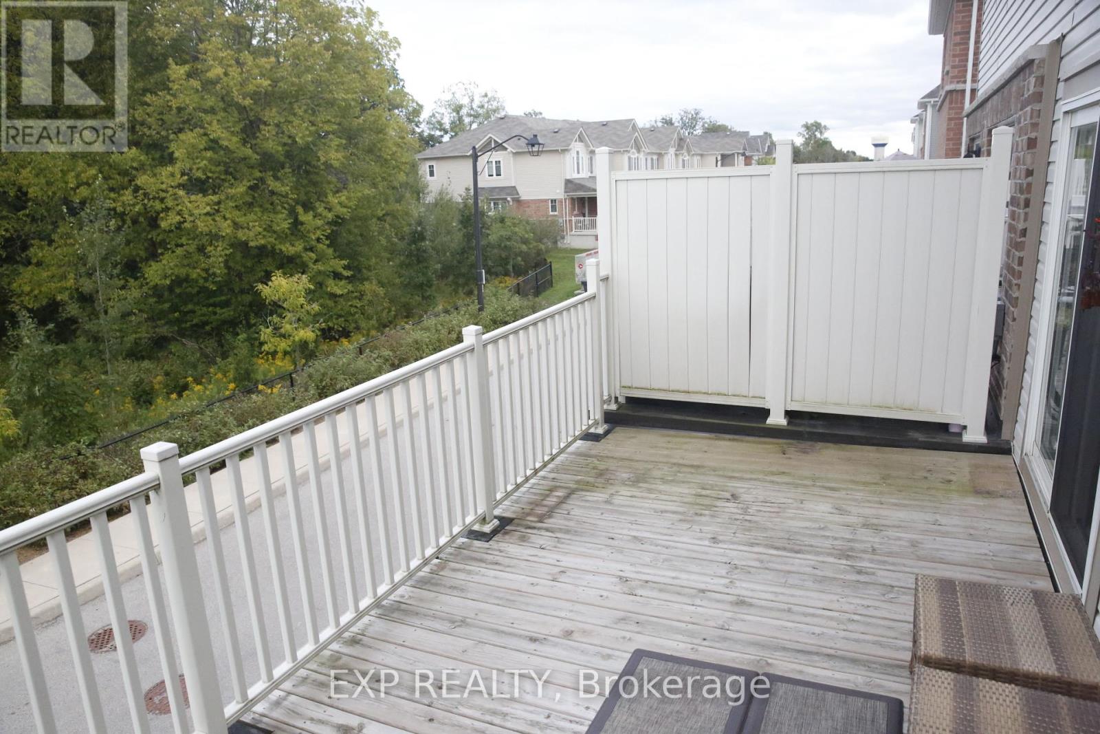 10 - 230 Avondsyde Boulevard, Hamilton, Ontario  L8B 1T9 - Photo 10 - X12434628