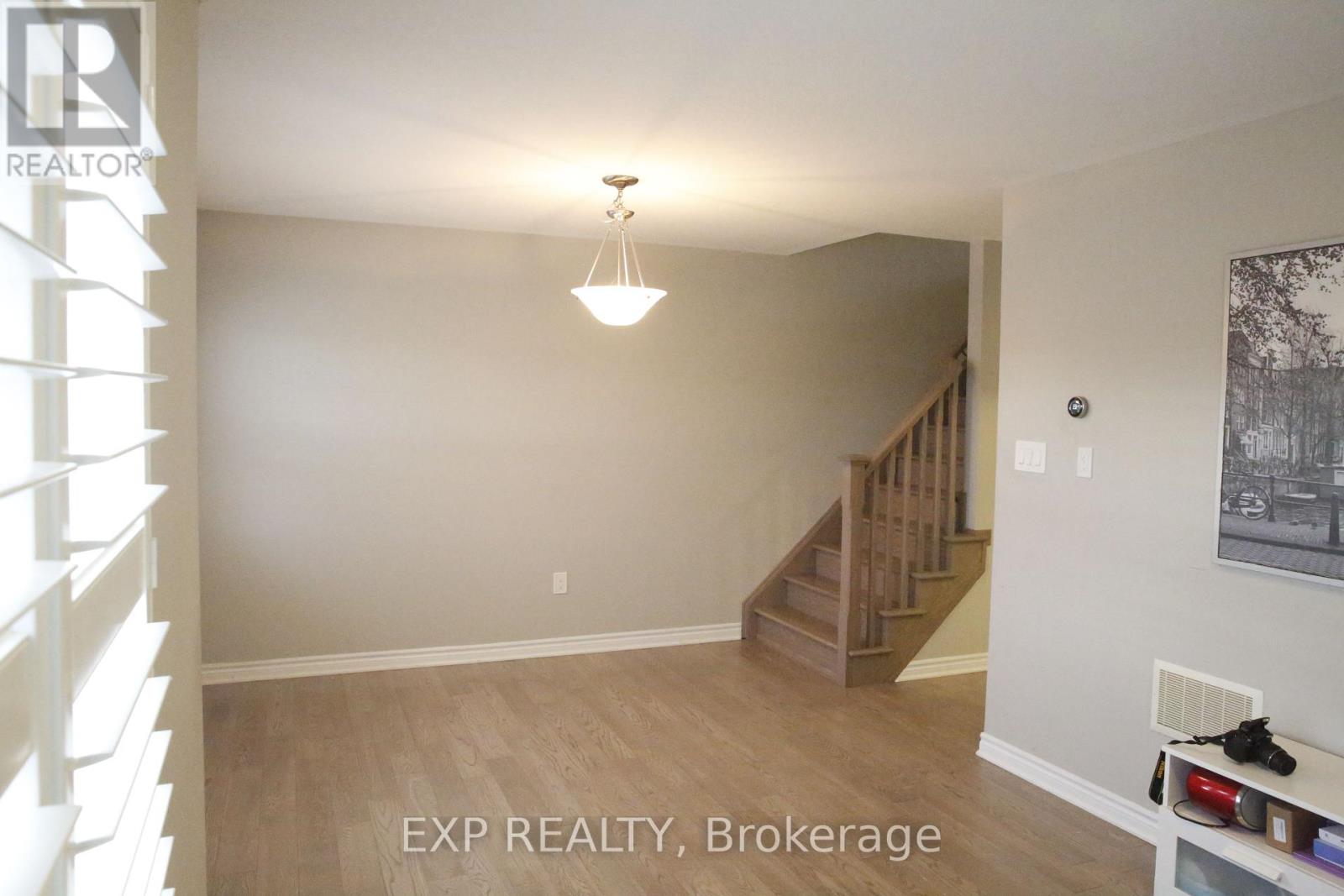 10 - 230 Avondsyde Boulevard, Hamilton, Ontario  L8B 1T9 - Photo 16 - X12434628