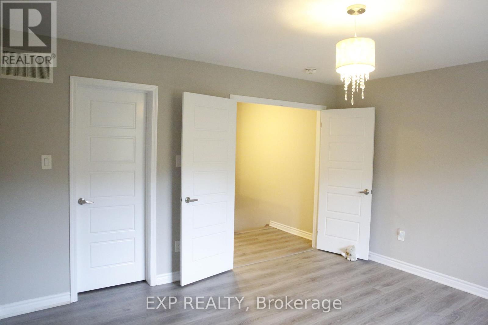 10 - 230 Avondsyde Boulevard, Hamilton, Ontario  L8B 1T9 - Photo 19 - X12434628