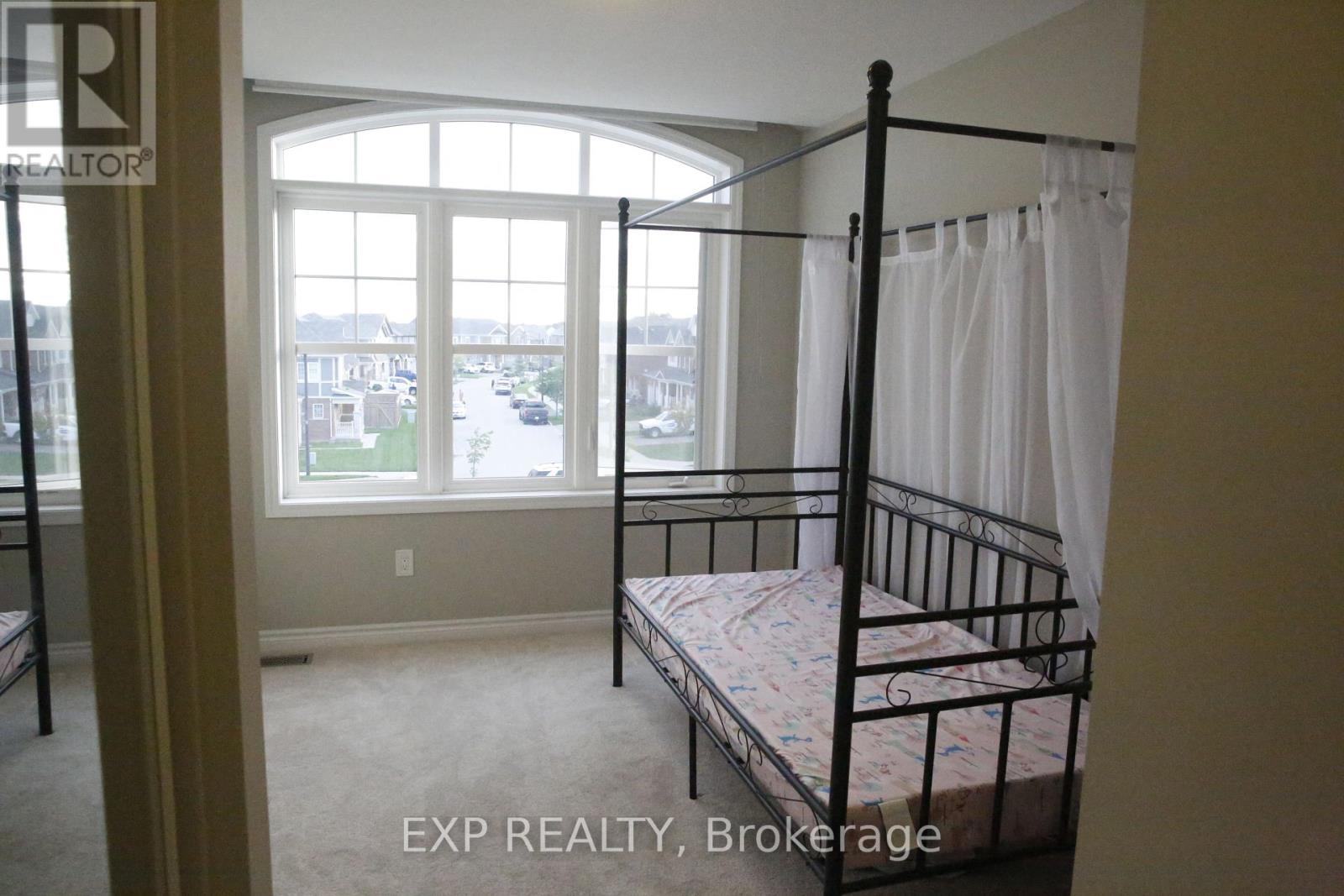 10 - 230 Avondsyde Boulevard, Hamilton, Ontario  L8B 1T9 - Photo 24 - X12434628