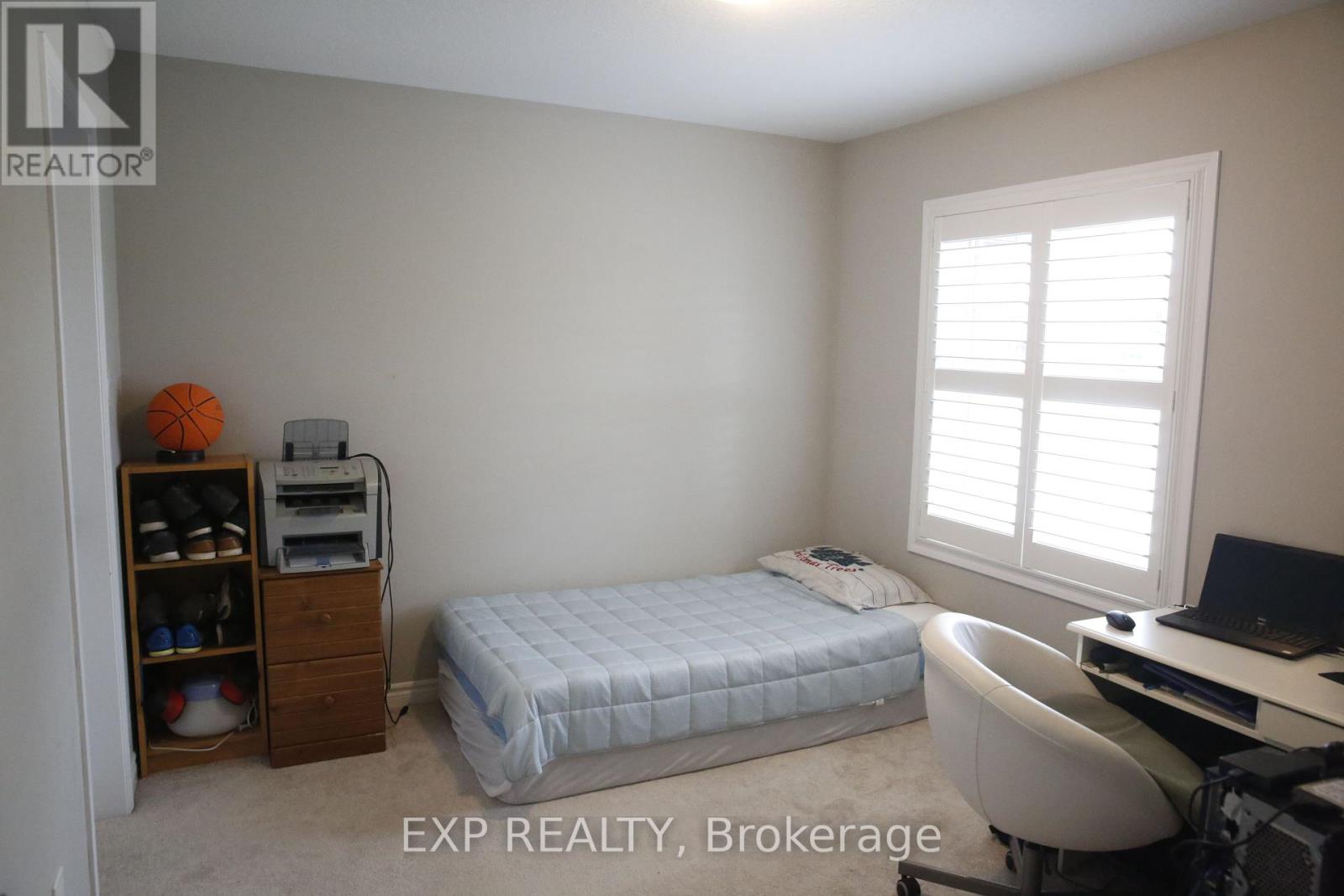 10 - 230 Avondsyde Boulevard, Hamilton, Ontario  L8B 1T9 - Photo 4 - X12434628
