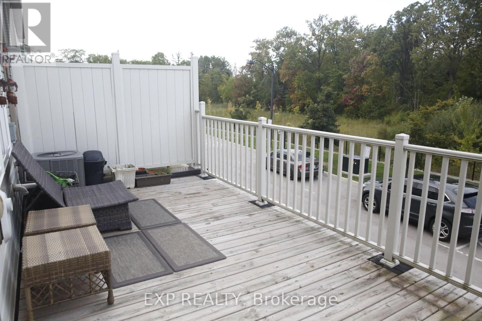 10 - 230 Avondsyde Boulevard, Hamilton, Ontario  L8B 1T9 - Photo 9 - X12434628