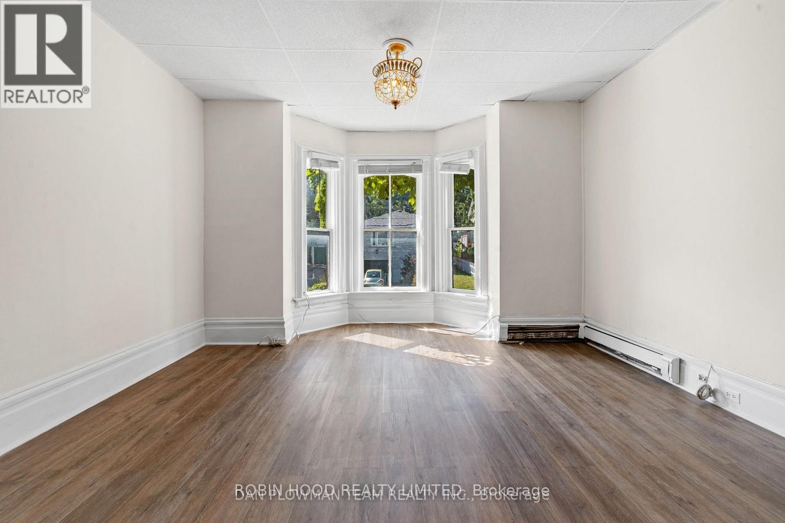 11 Isabel Street, Belleville, Ontario  K8P 3N4 - Photo 20 - X12434680