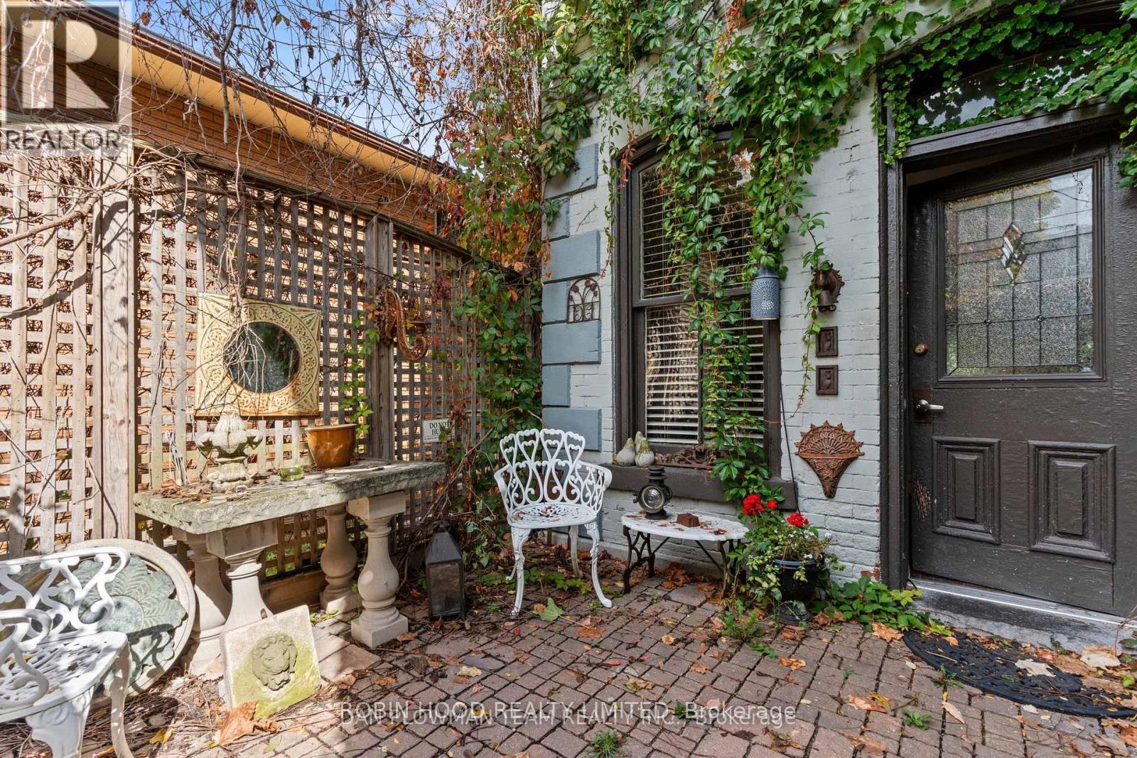 11 Isabel Street, Belleville, Ontario  K8P 3N4 - Photo 3 - X12434680