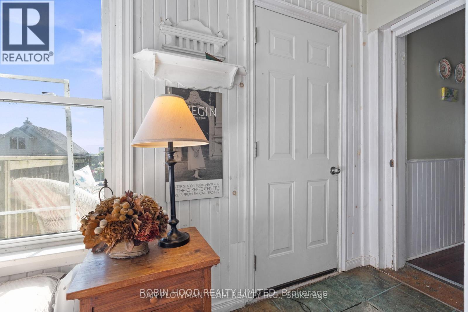 11 Isabel Street, Belleville, Ontario  K8P 3N4 - Photo 4 - X12434680