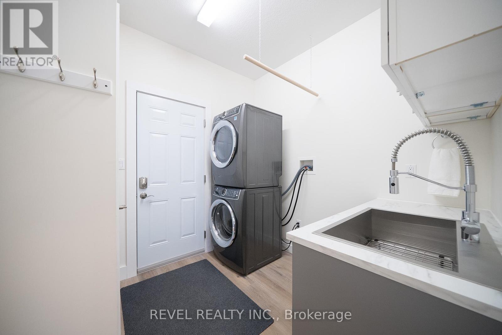 38 Lakeview Avenue, Norfolk, Ontario  N0A 1N8 - Photo 19 - X12434725