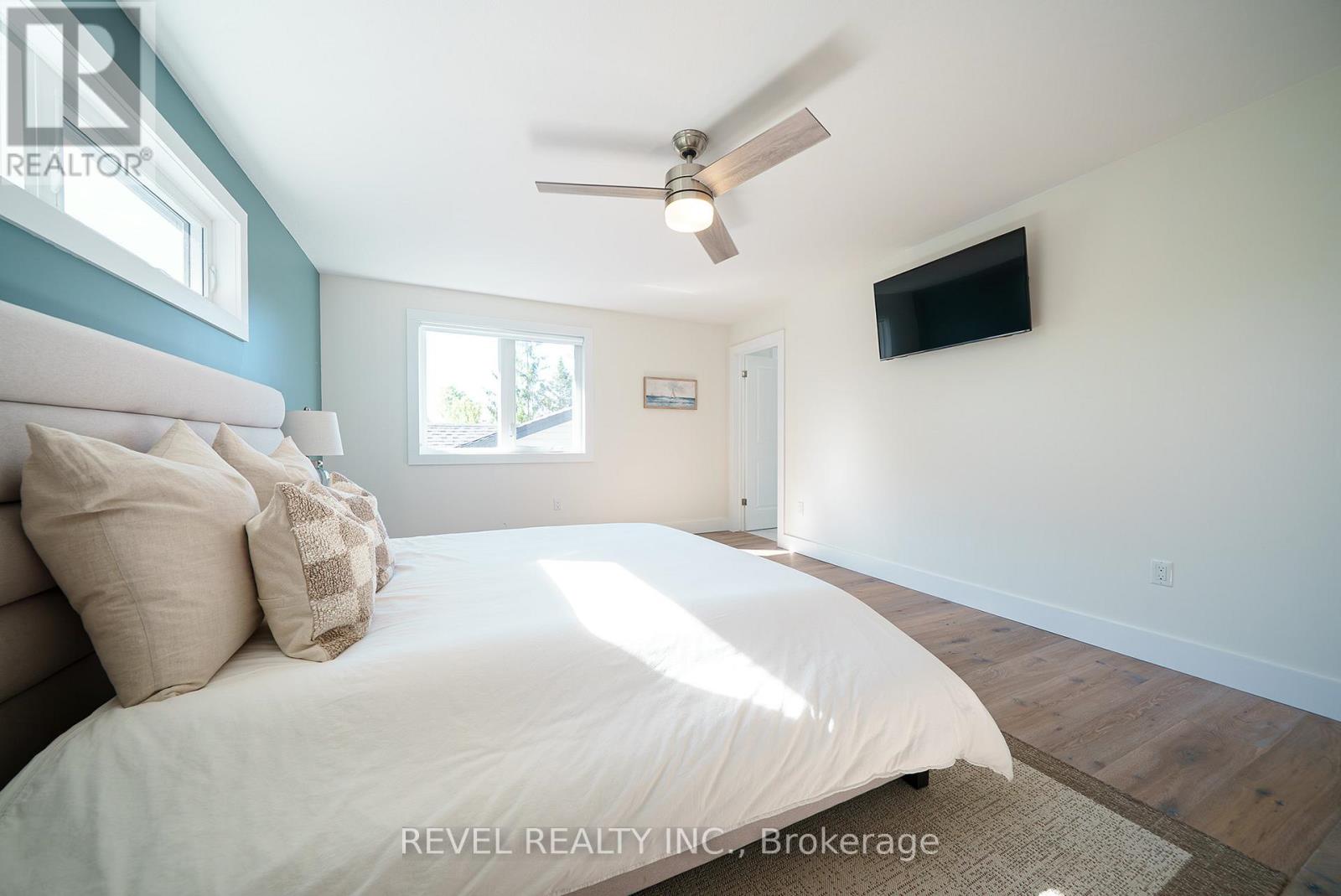 38 Lakeview Avenue, Norfolk, Ontario  N0A 1N8 - Photo 24 - X12434725