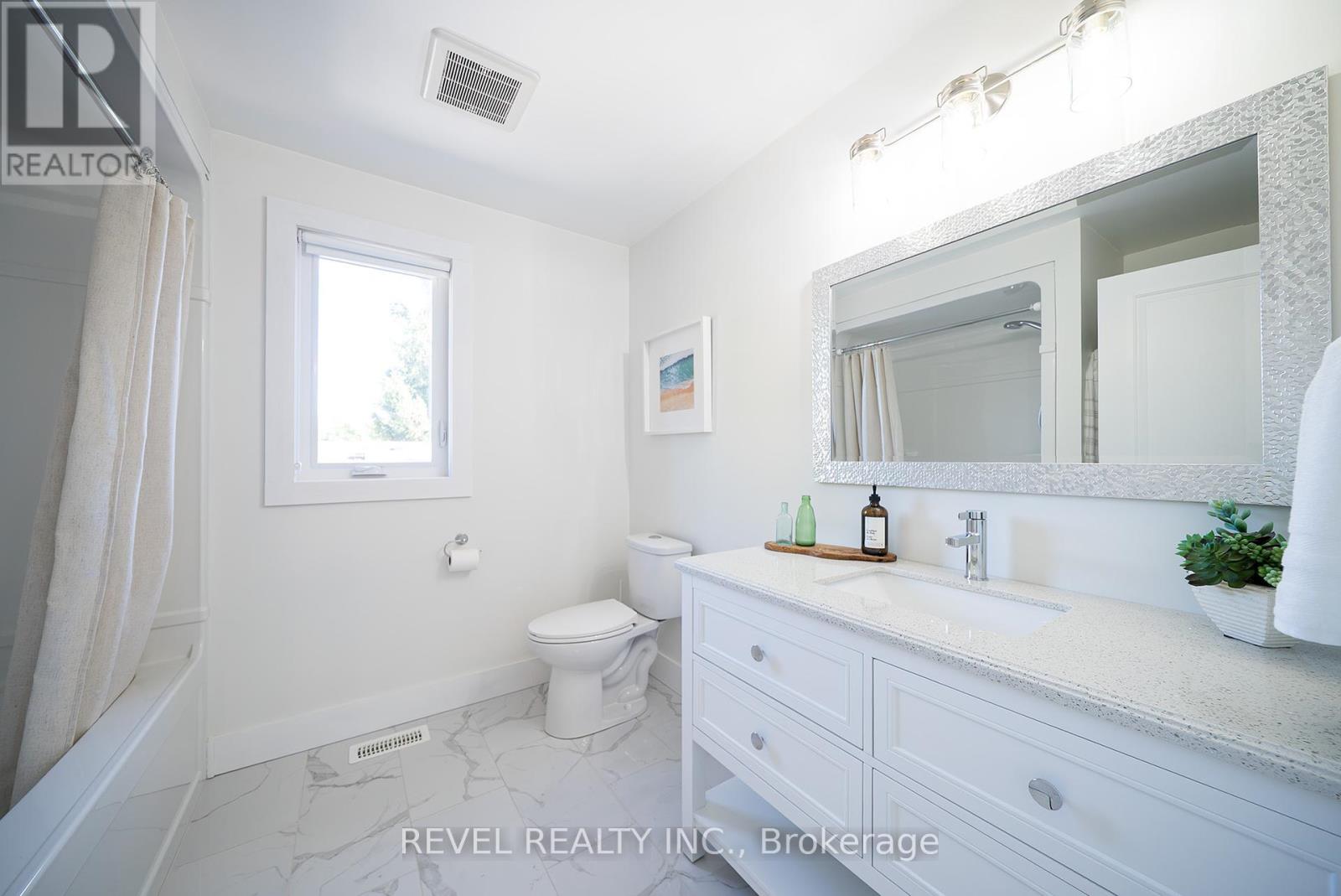38 Lakeview Avenue, Norfolk, Ontario  N0A 1N8 - Photo 34 - X12434725