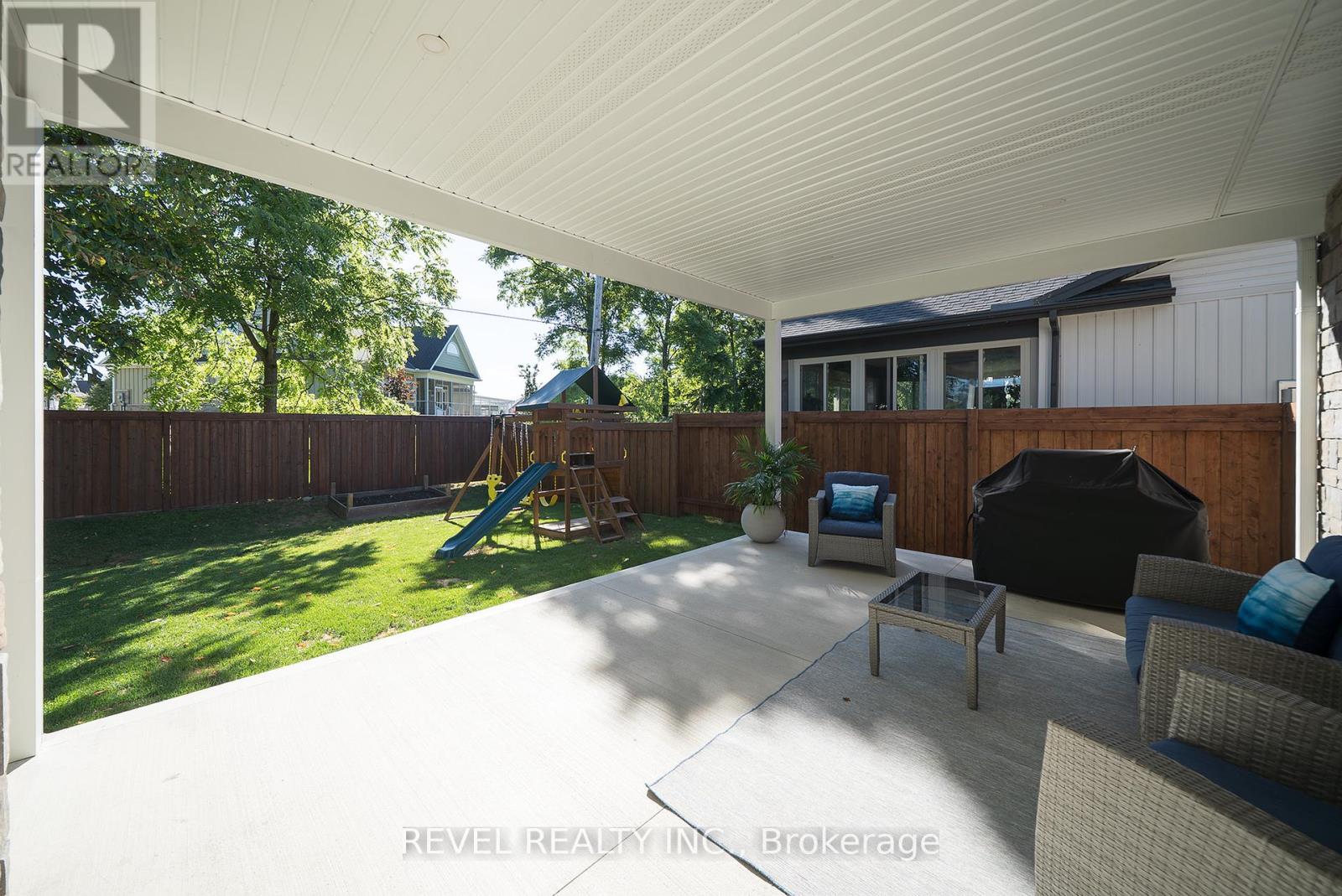 38 Lakeview Avenue, Norfolk, Ontario  N0A 1N8 - Photo 42 - X12434725