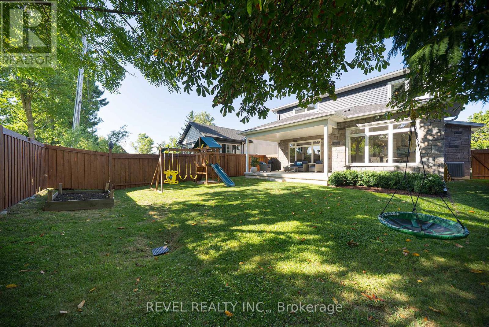 38 Lakeview Avenue, Norfolk, Ontario  N0A 1N8 - Photo 44 - X12434725