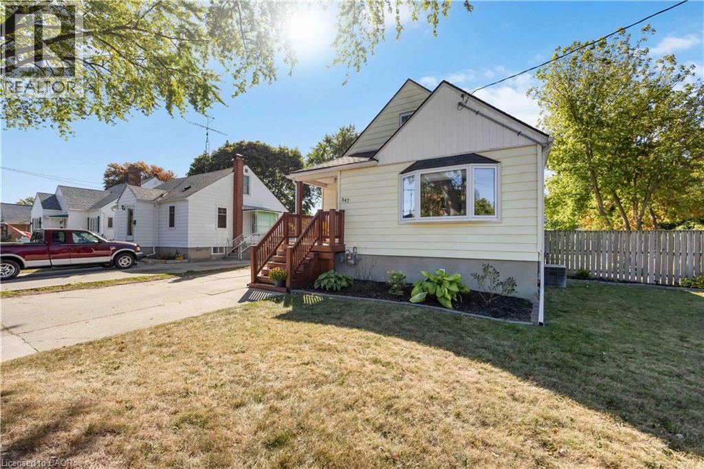 847 Wellington Street, Sarnia, Ontario  N7T 1J4 - Photo 25 - 40774560