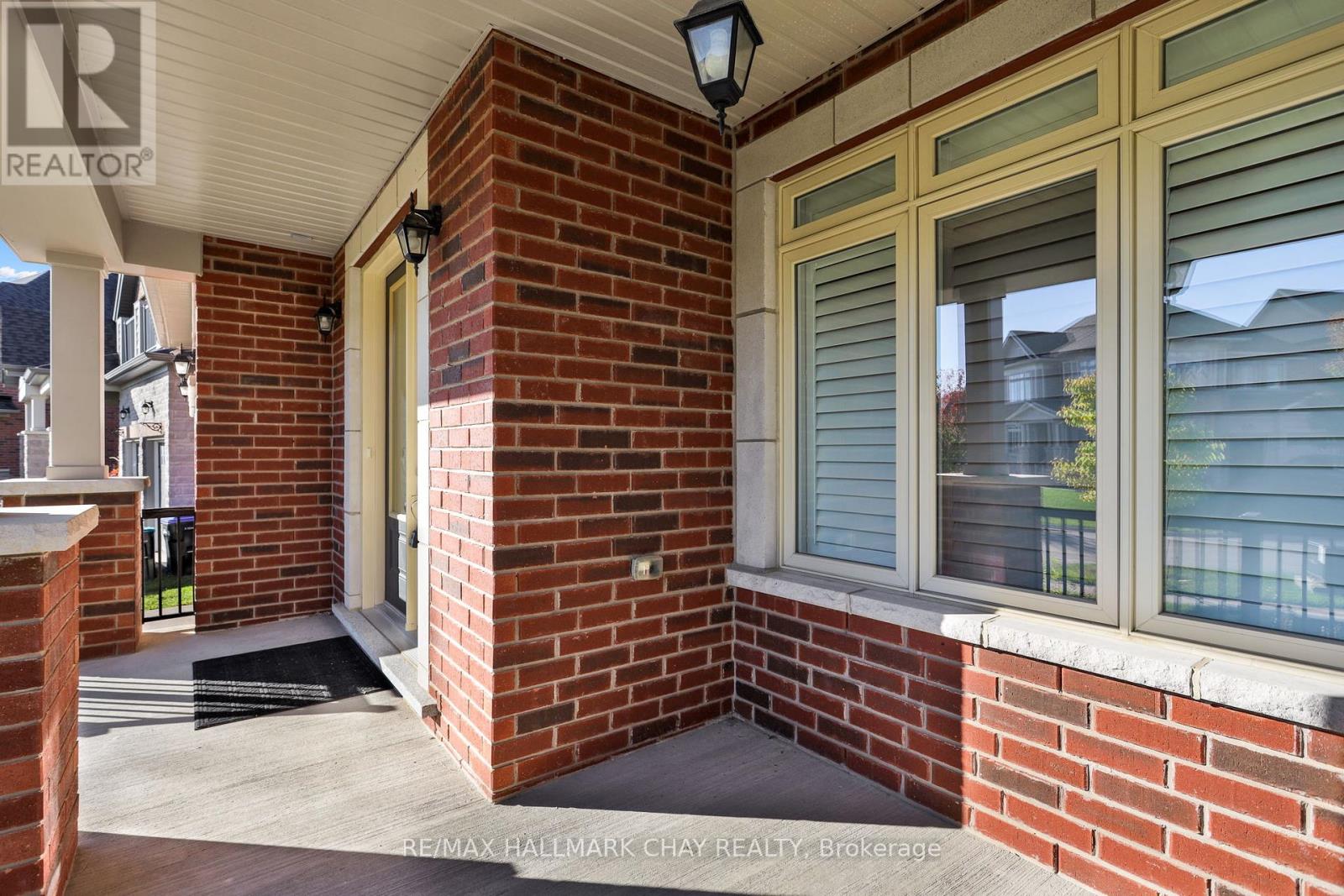 38 Gould Crescent, New Tecumseth, Ontario  L0G 1A0 - Photo 5 - N12434753