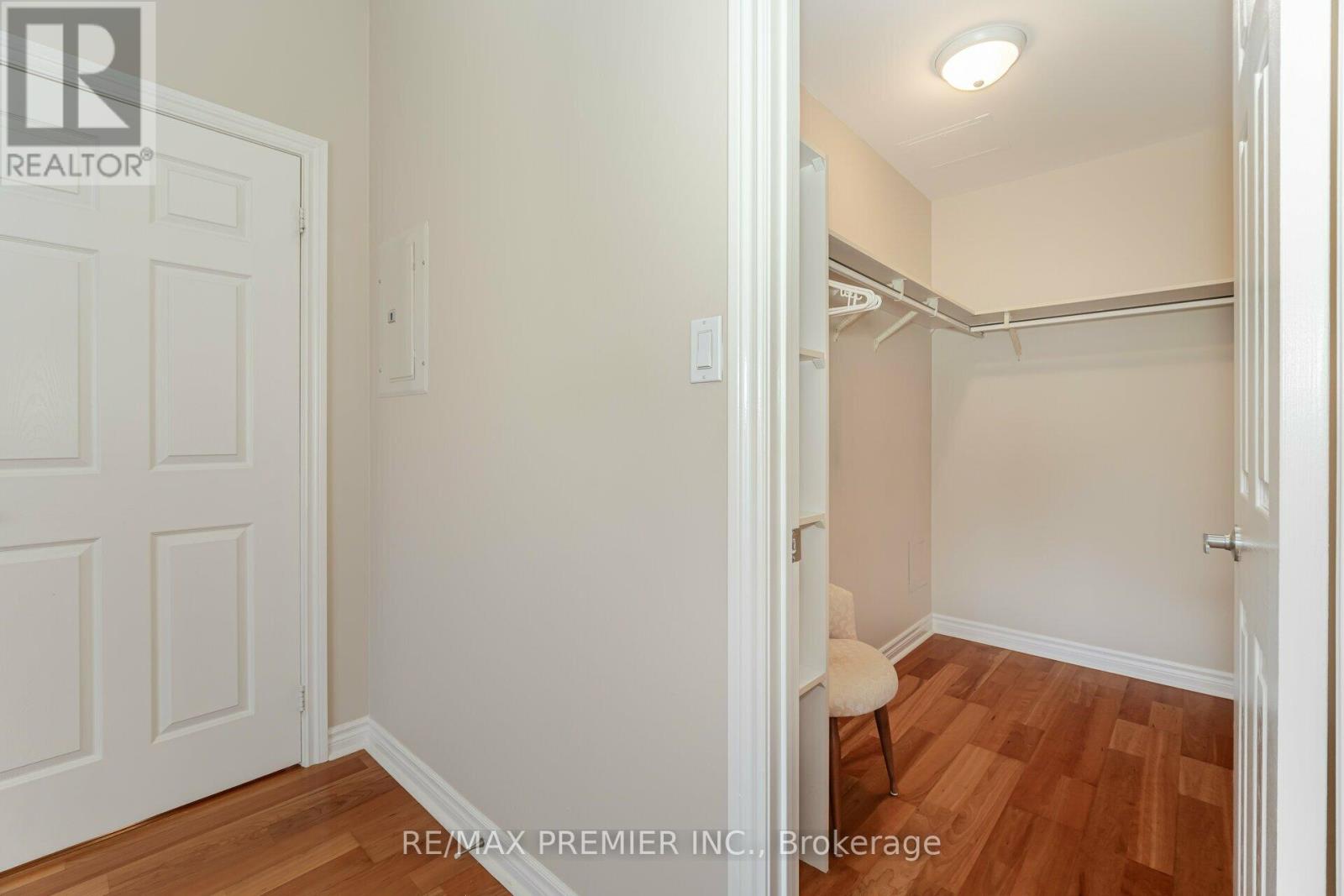 306 - 4620 Highway 7, Vaughan, Ontario  L4L 0B3 - Photo 12 - N12434782