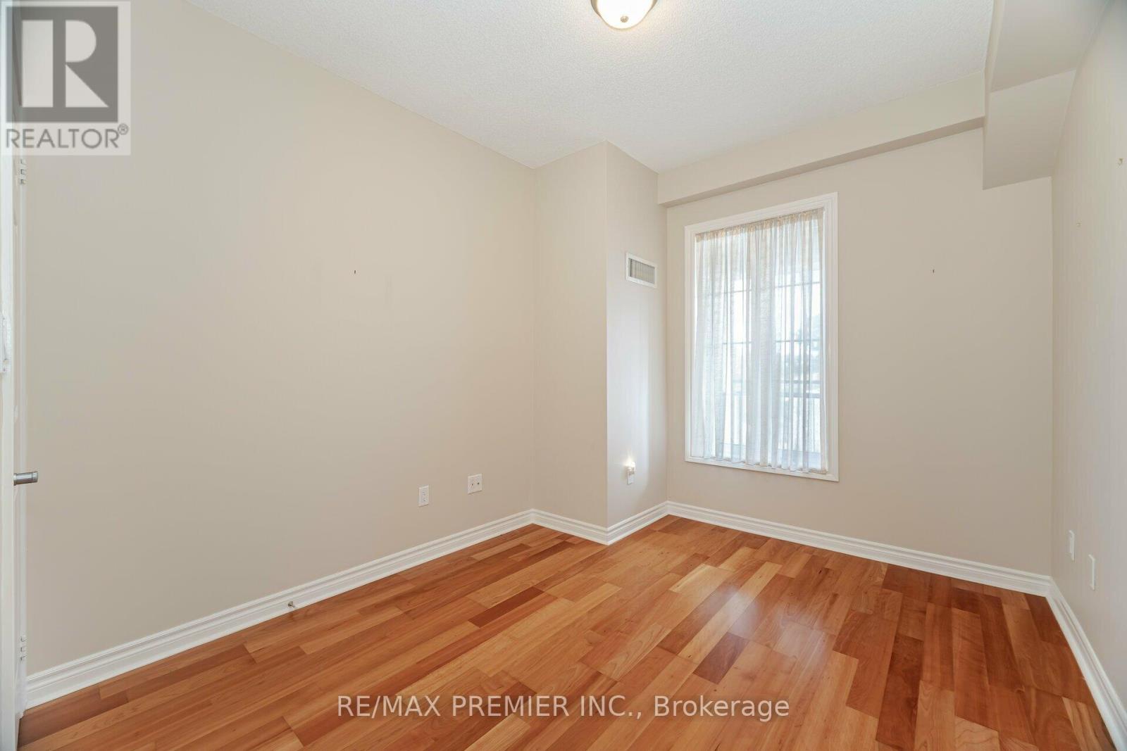 306 - 4620 Highway 7, Vaughan, Ontario  L4L 0B3 - Photo 15 - N12434782